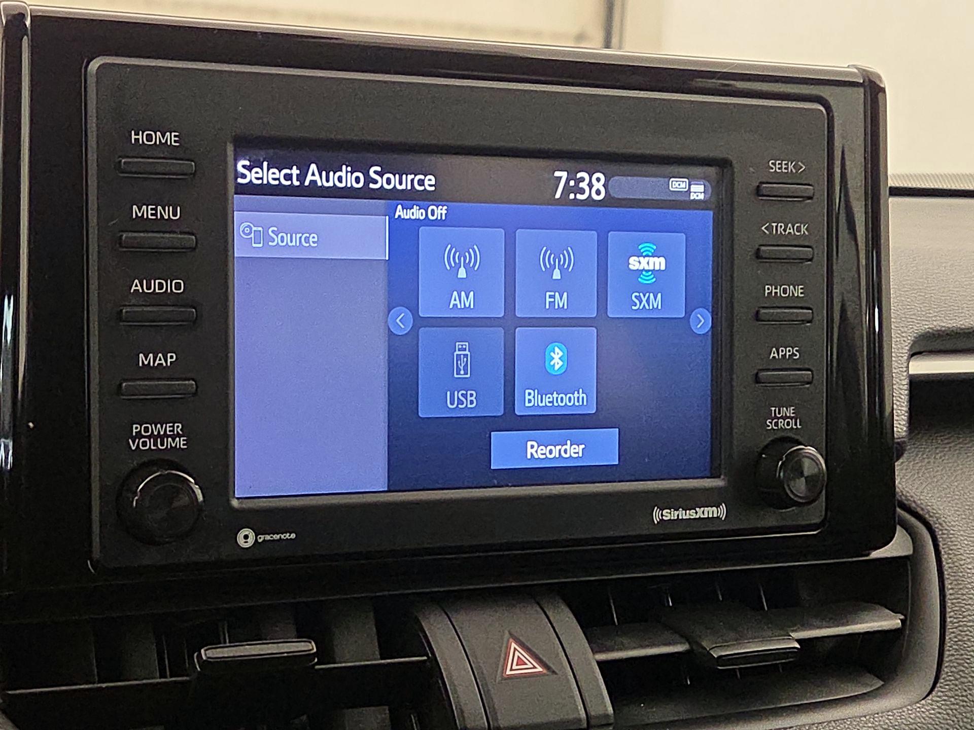 Thumbnail: 2021 Toyota RAV4 - 15