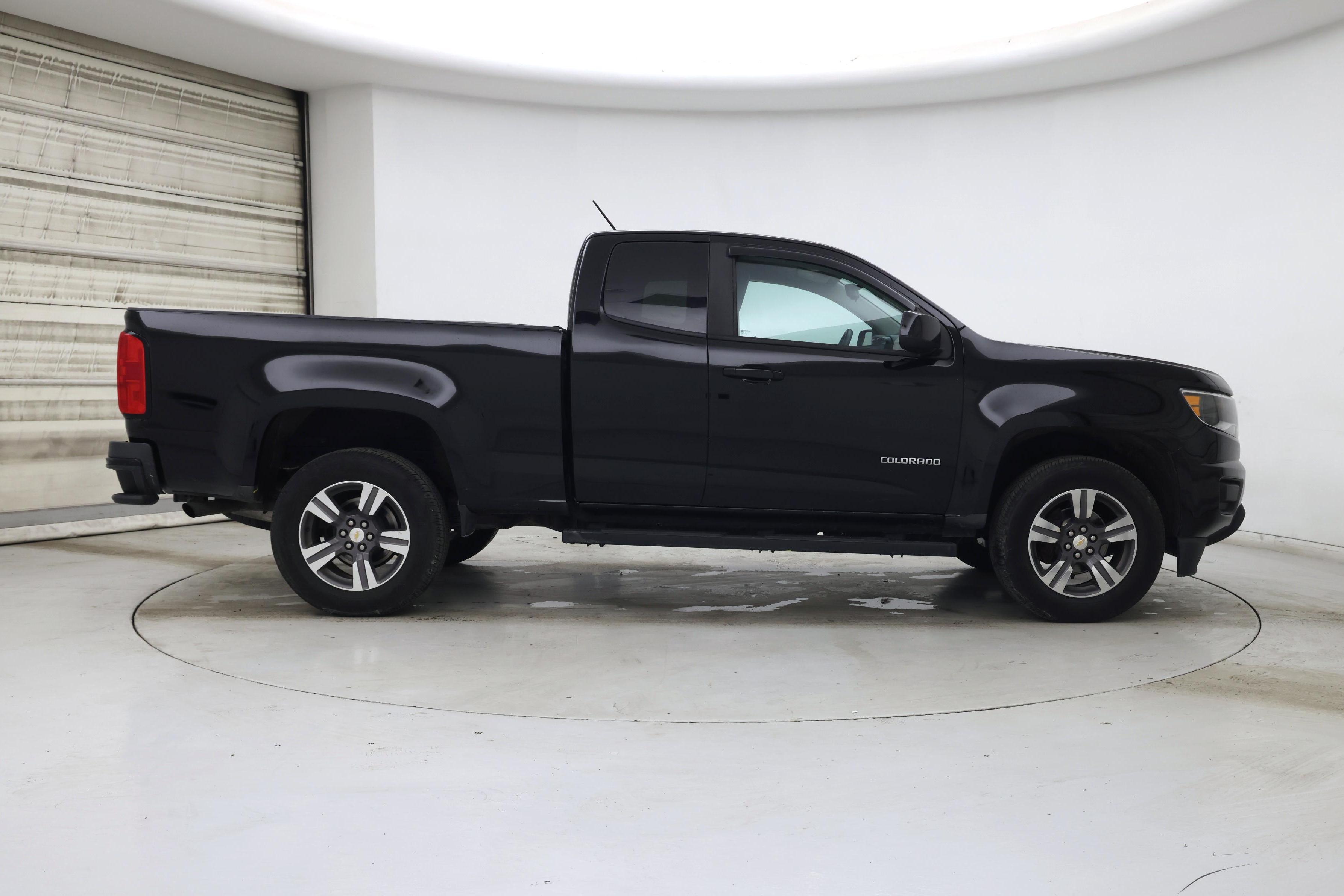 Thumbnail: 2017 Chevrolet Colorado - 7