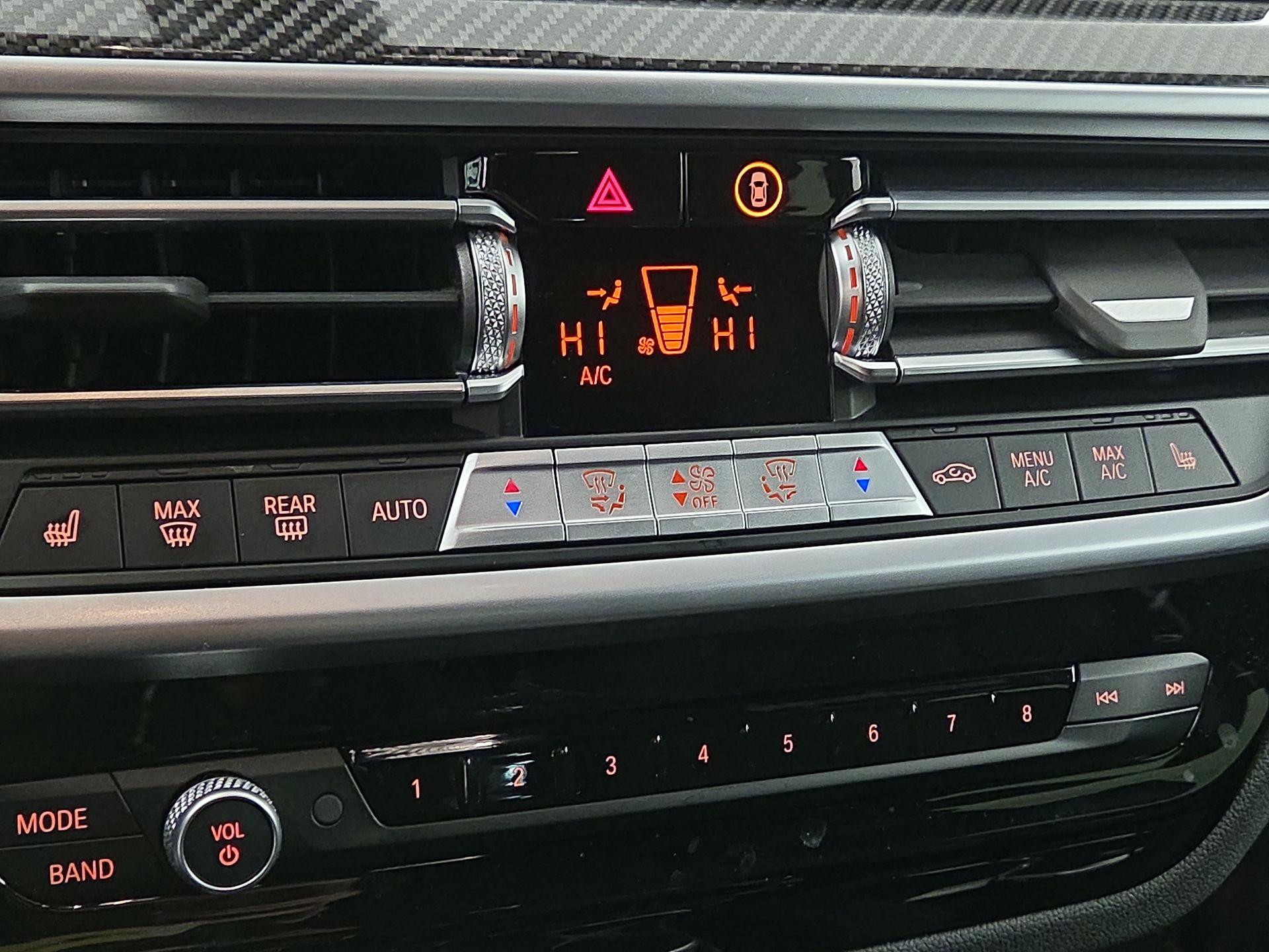 Thumbnail: 2024 BMW X4 - 17