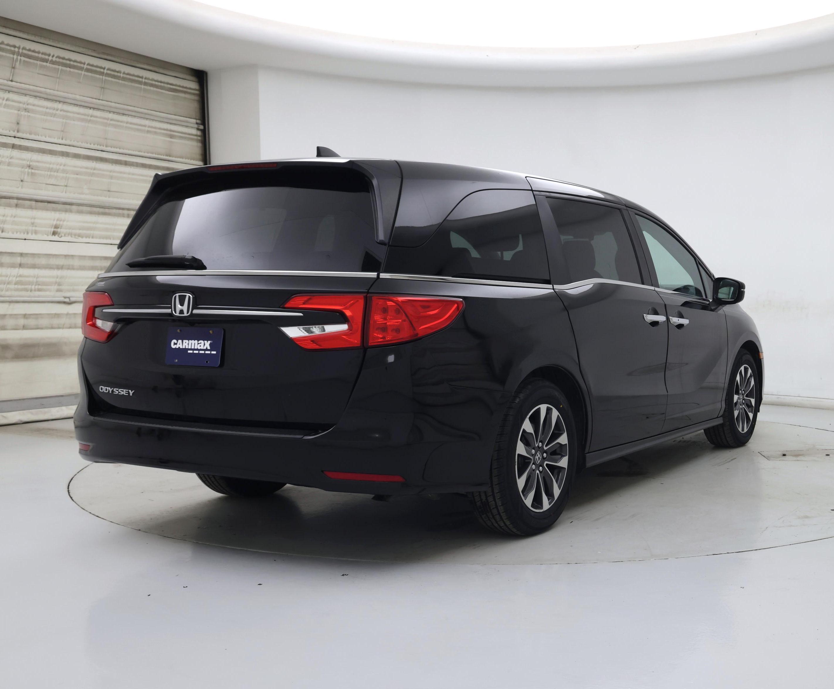 Thumbnail: 2023 Honda Odyssey - 8