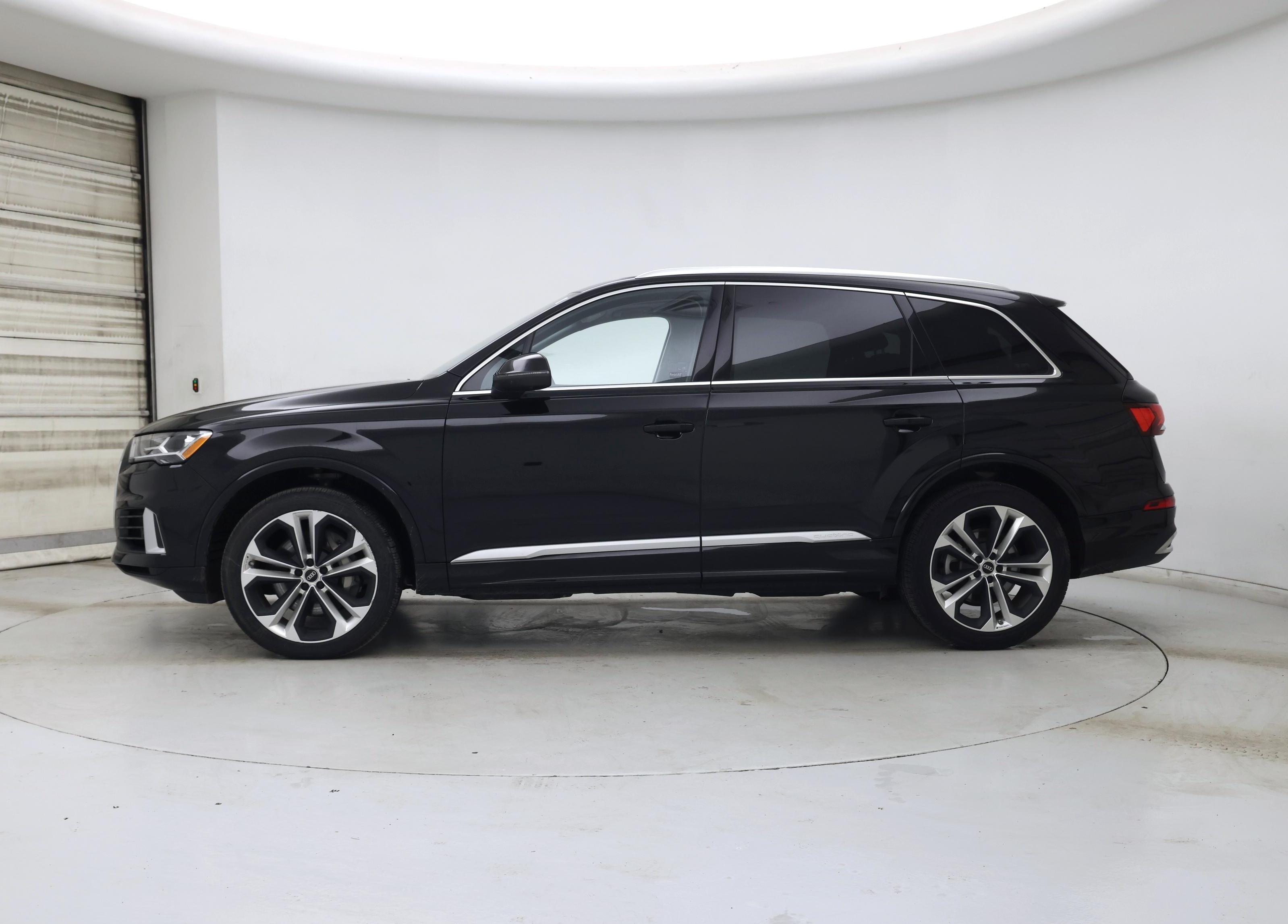 Thumbnail: 2022 Audi Q7 - 3