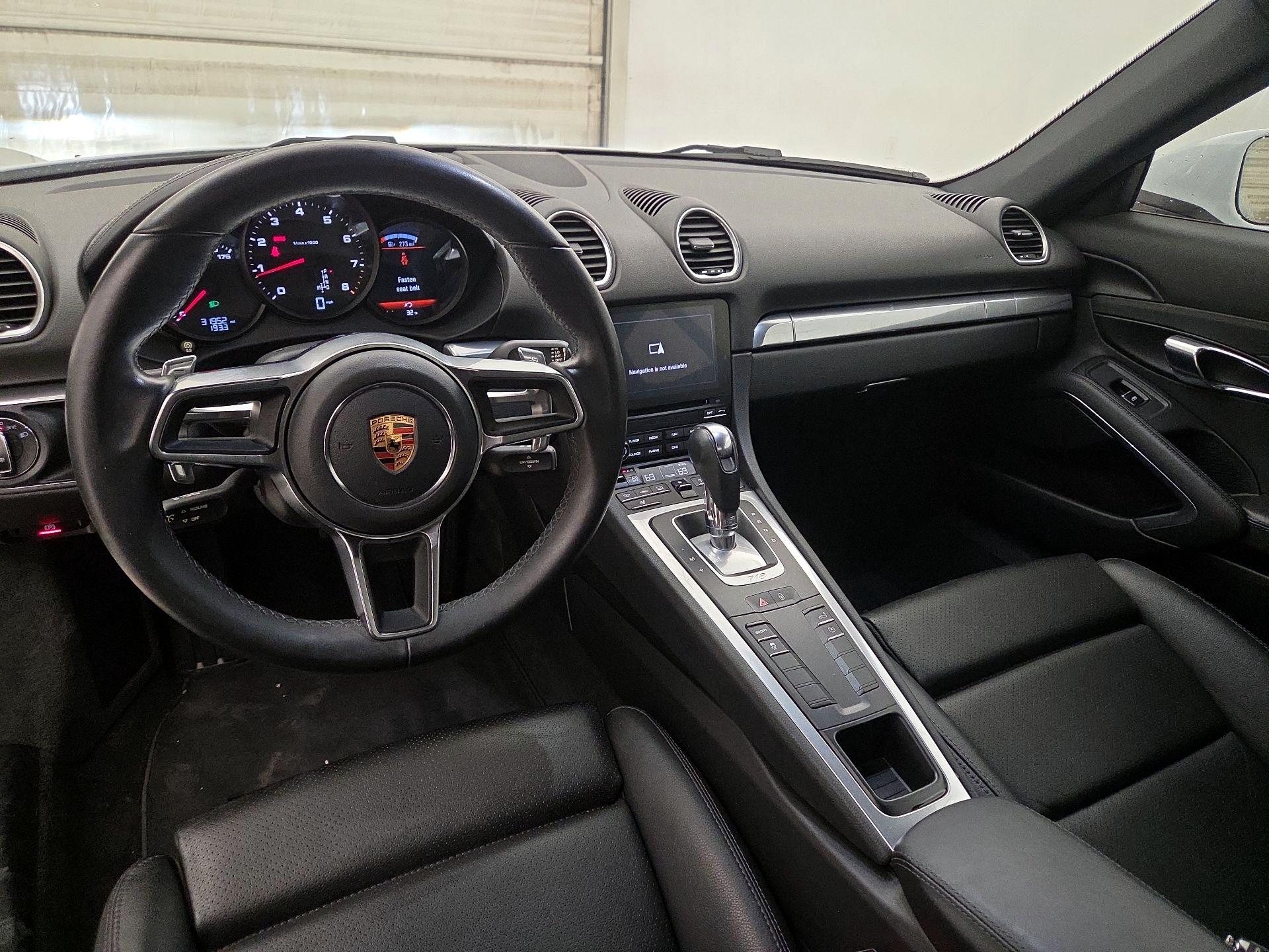 Thumbnail: 2018 Porsche 718 Cayman - 9