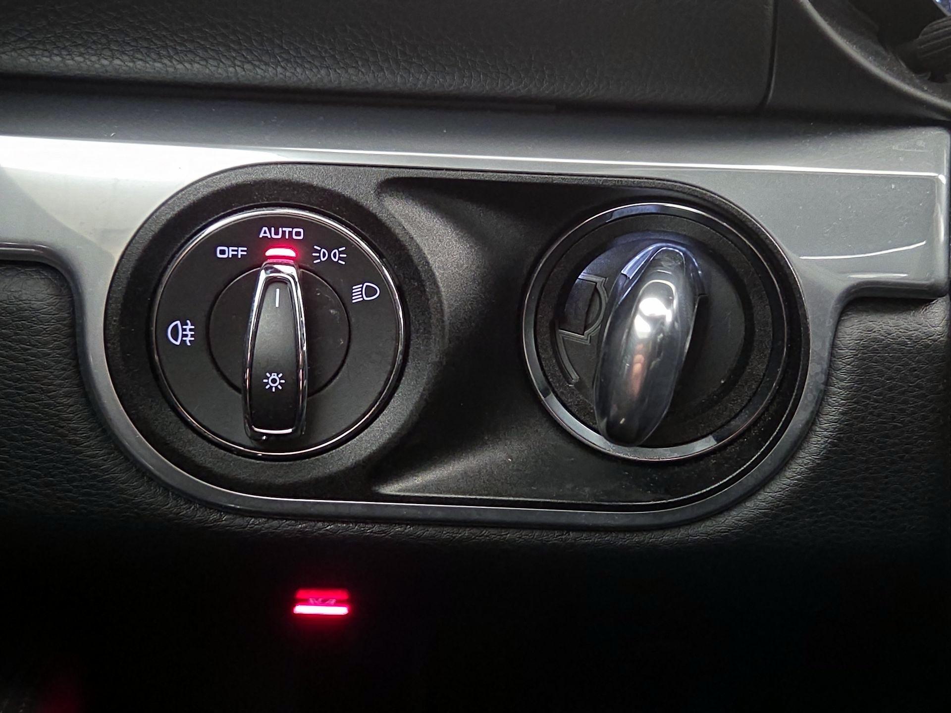 Thumbnail: 2018 Porsche 718 Cayman - 13