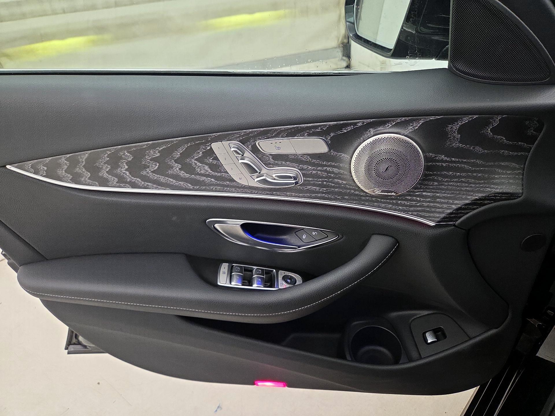 Thumbnail: 2021 Mercedes-Benz E-Class - 12