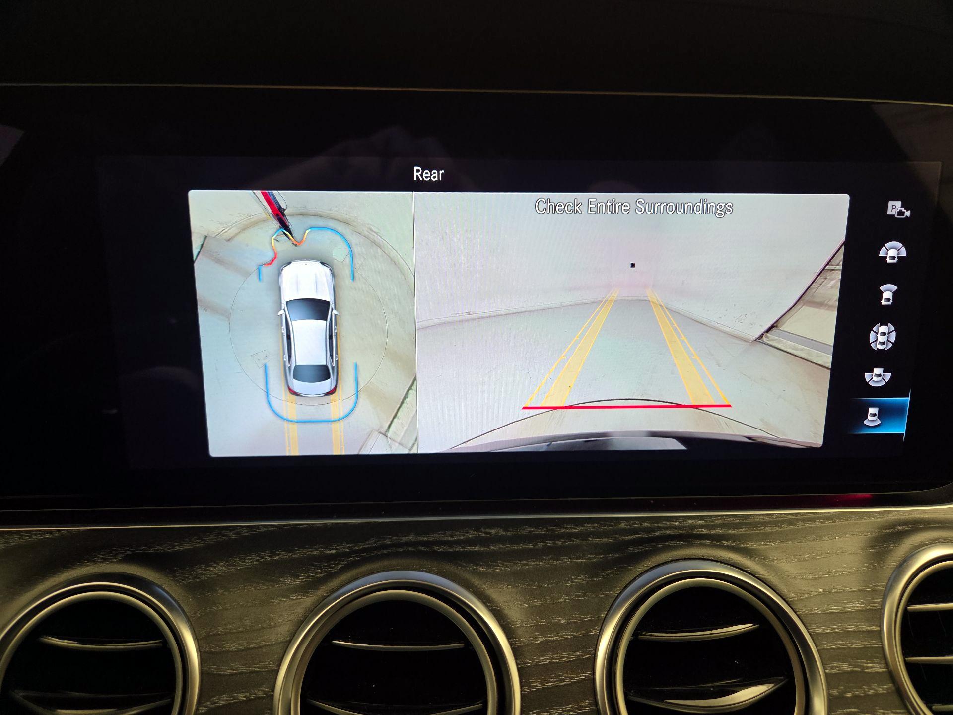 Thumbnail: 2021 Mercedes-Benz E-Class - 15