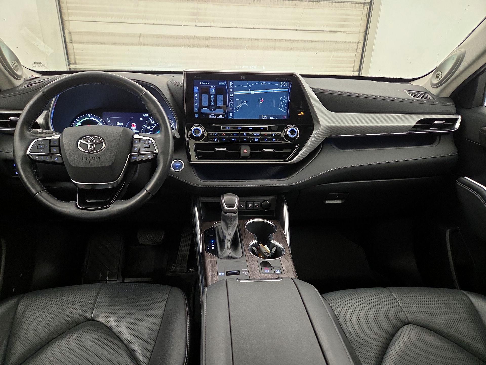 Thumbnail: 2021 Toyota Highlander - 9