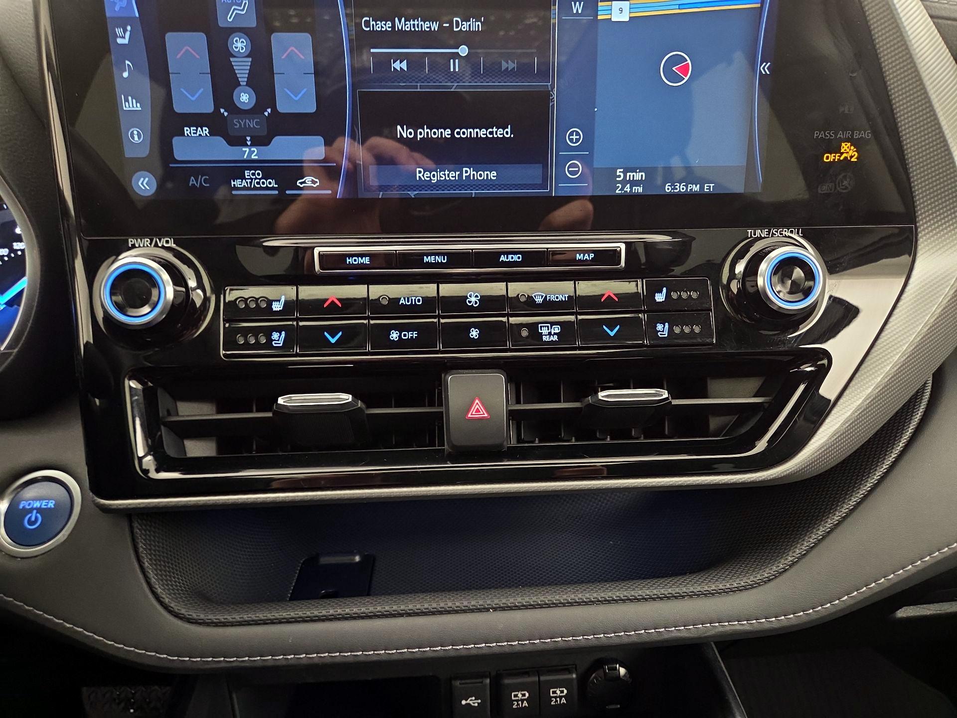 Thumbnail: 2021 Toyota Highlander - 17