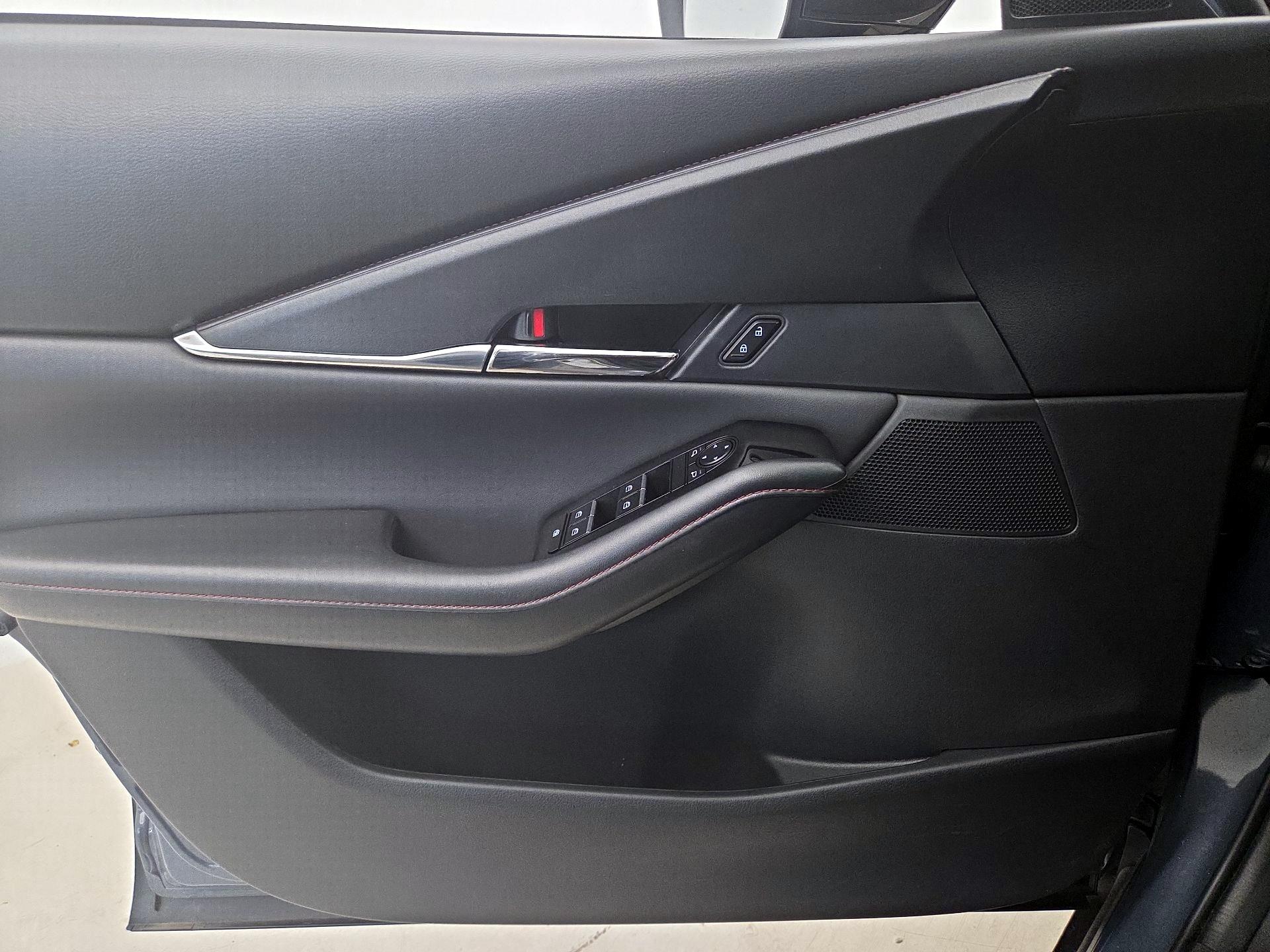 Thumbnail: 2023 Mazda CX-30 - 12