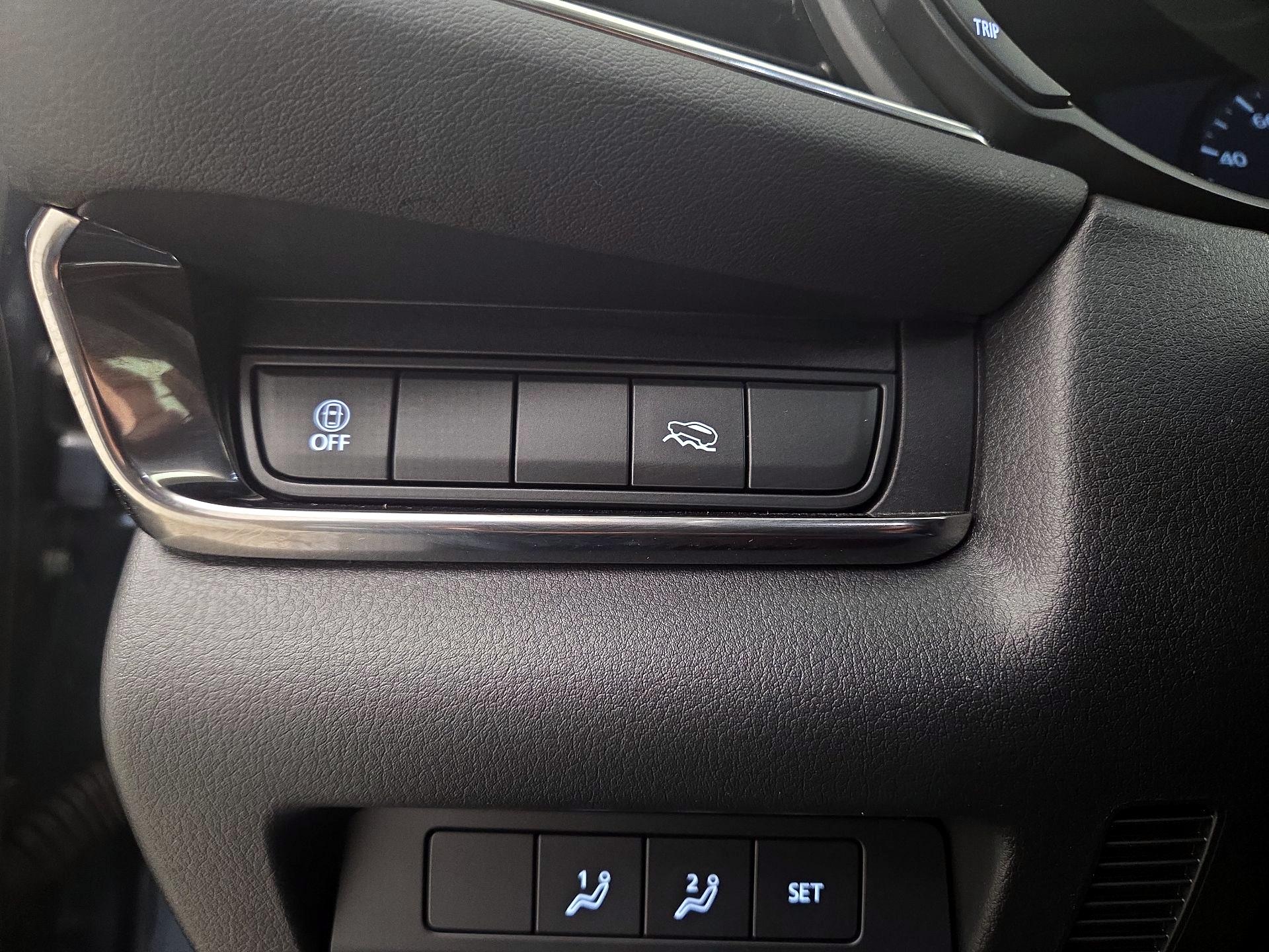 Thumbnail: 2023 Mazda CX-30 - 13