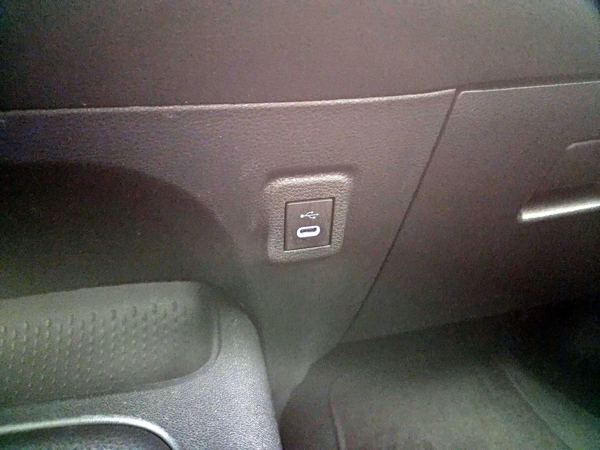 Thumbnail: 2024 Toyota Corolla - 18