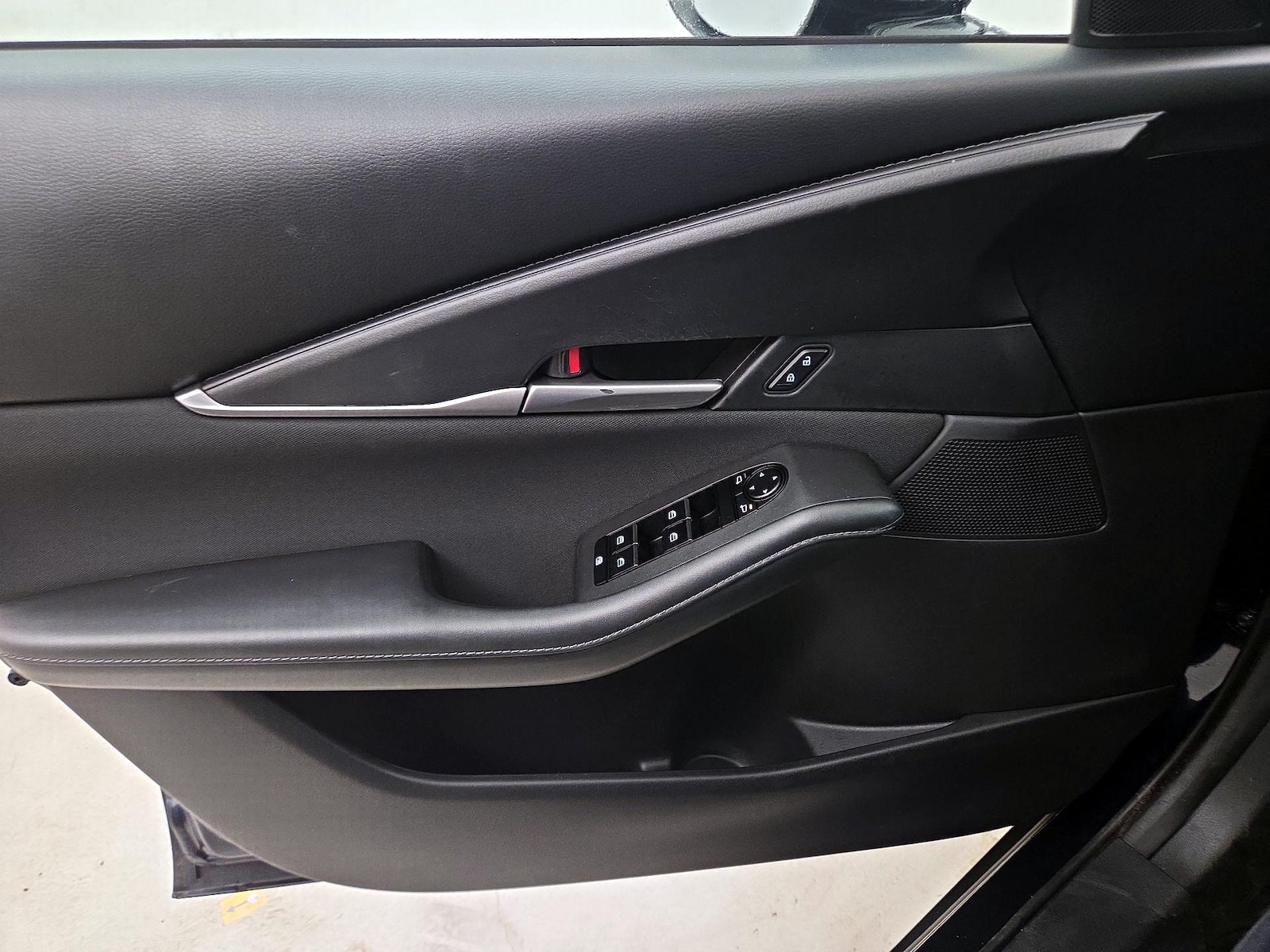 2023 Mazda CX-30 S - Photo 14