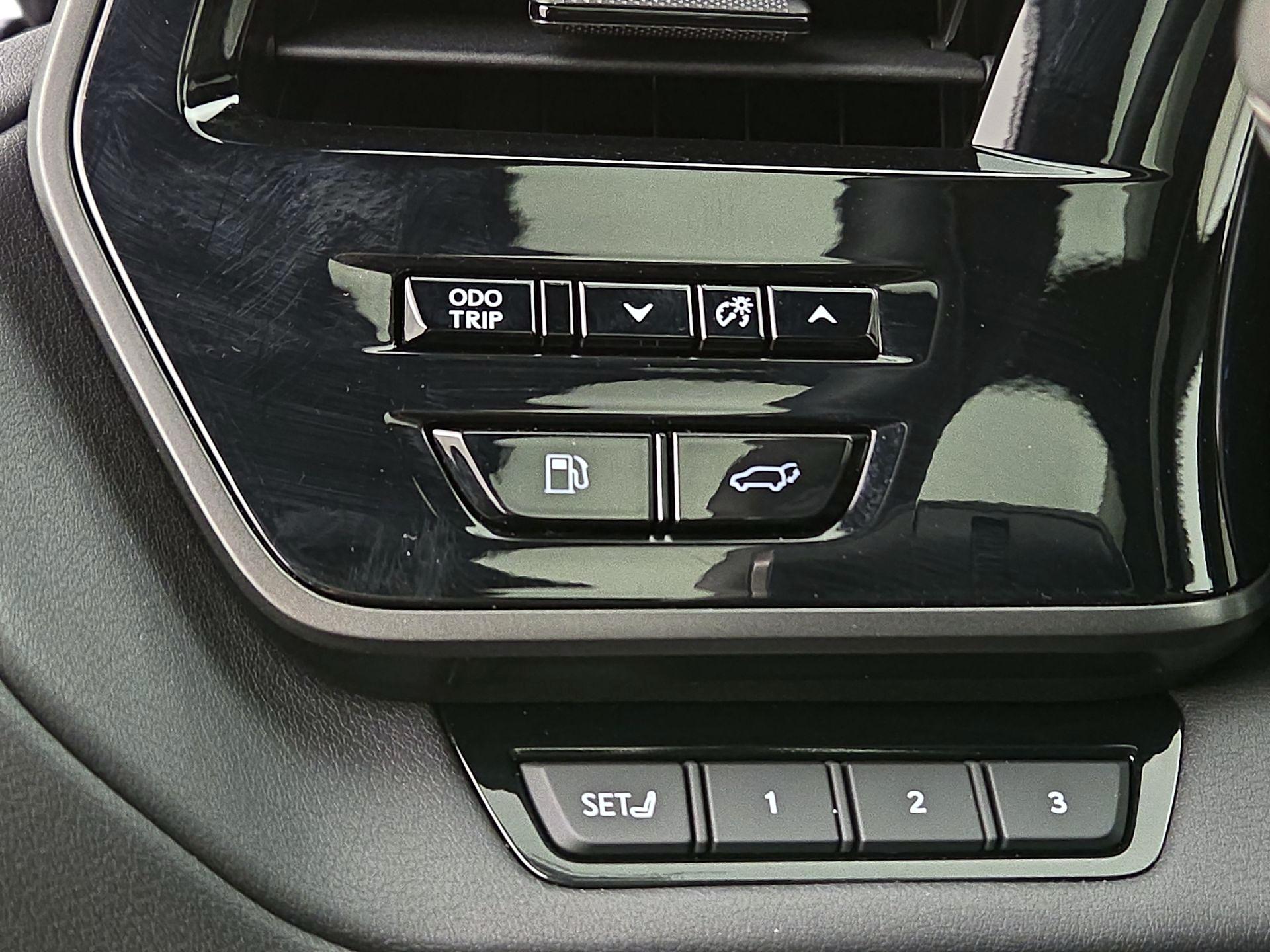 Thumbnail: 2025 Lexus TX - 13