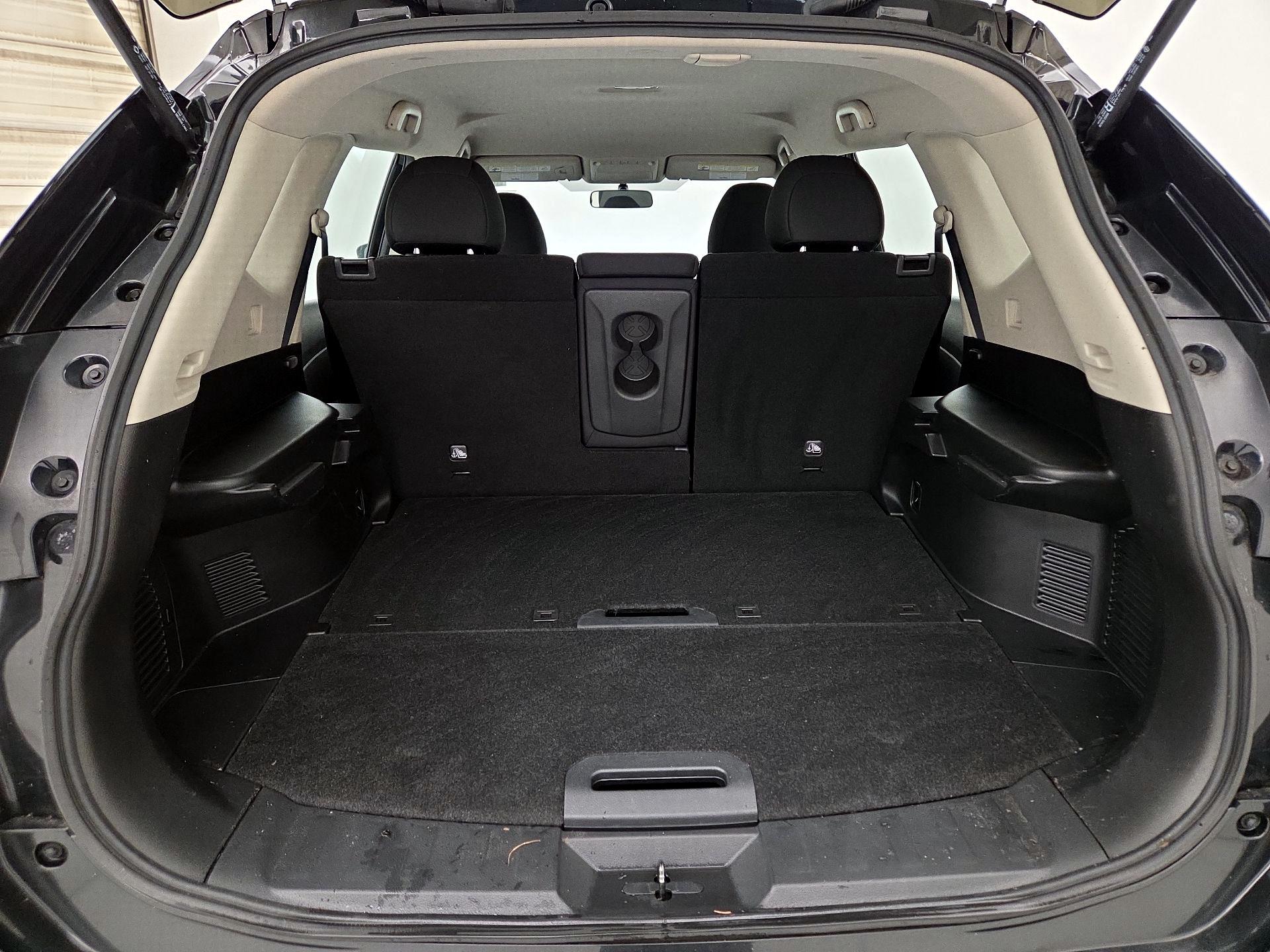 Thumbnail: 2018 Nissan Rogue - 20