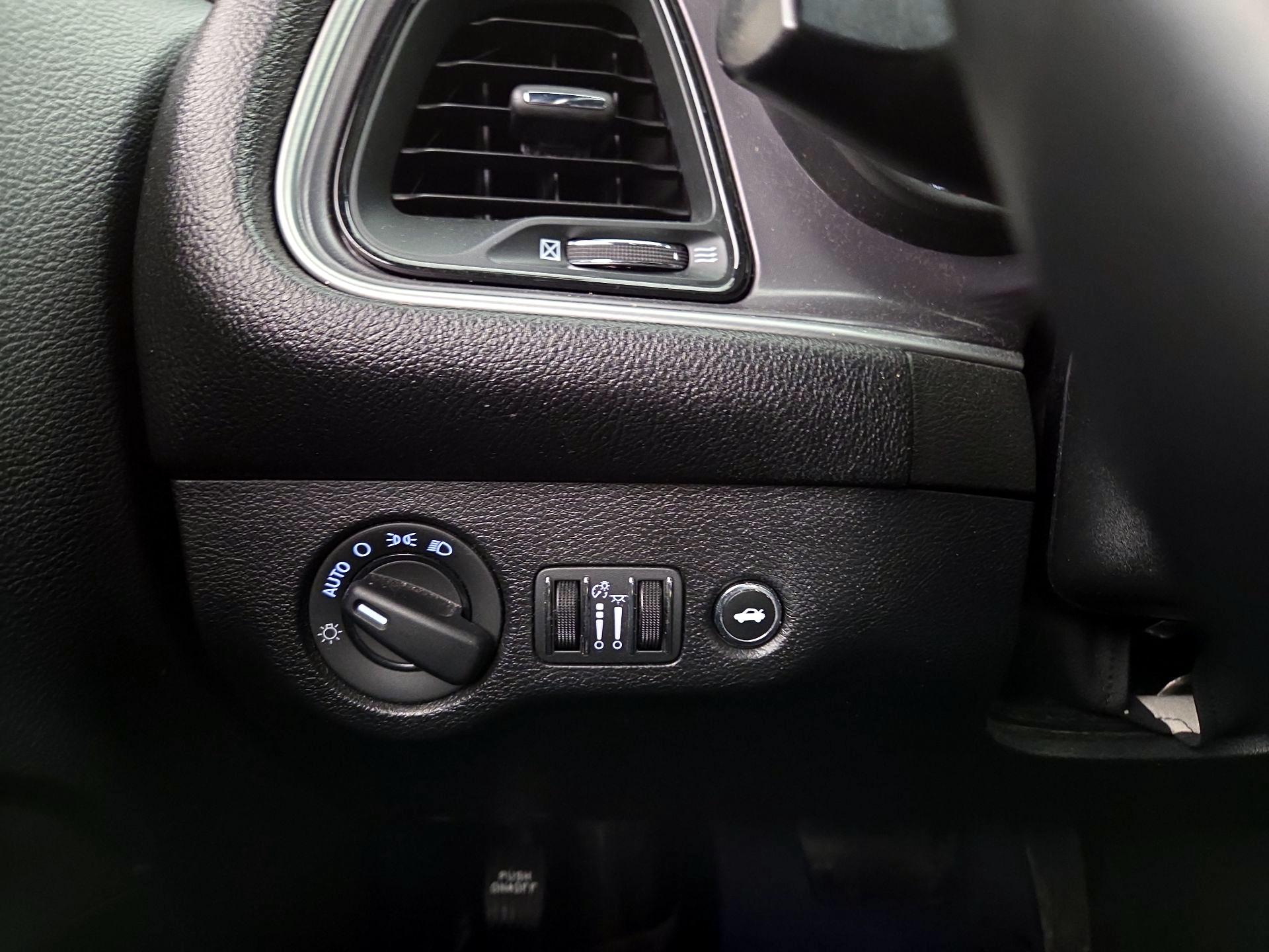 Thumbnail: 2019 Dodge Challenger - 13