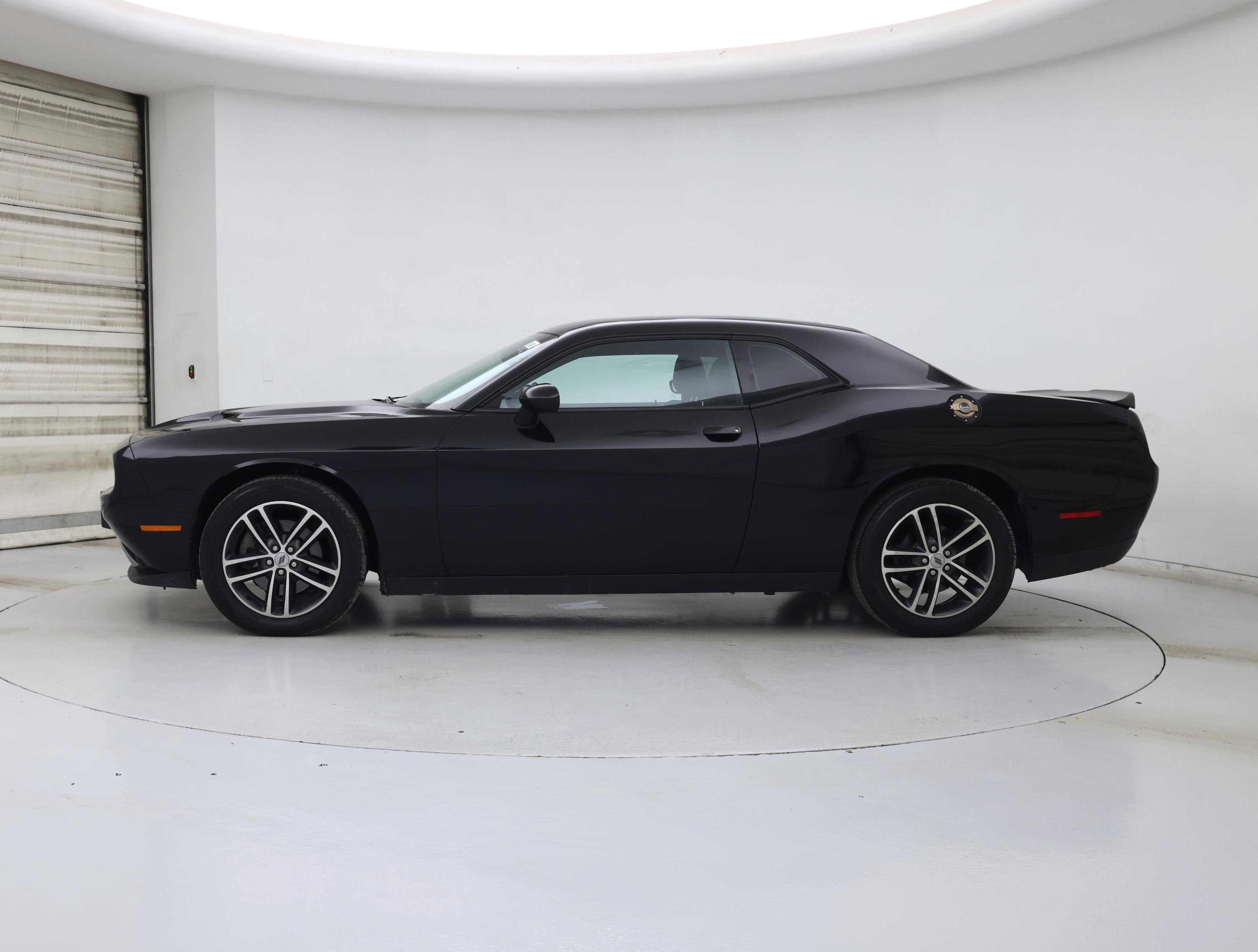 Thumbnail: 2019 Dodge Challenger - 3