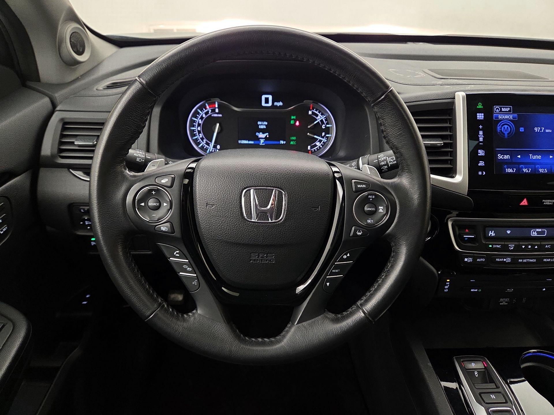 Thumbnail: 2016 Honda Pilot - 10