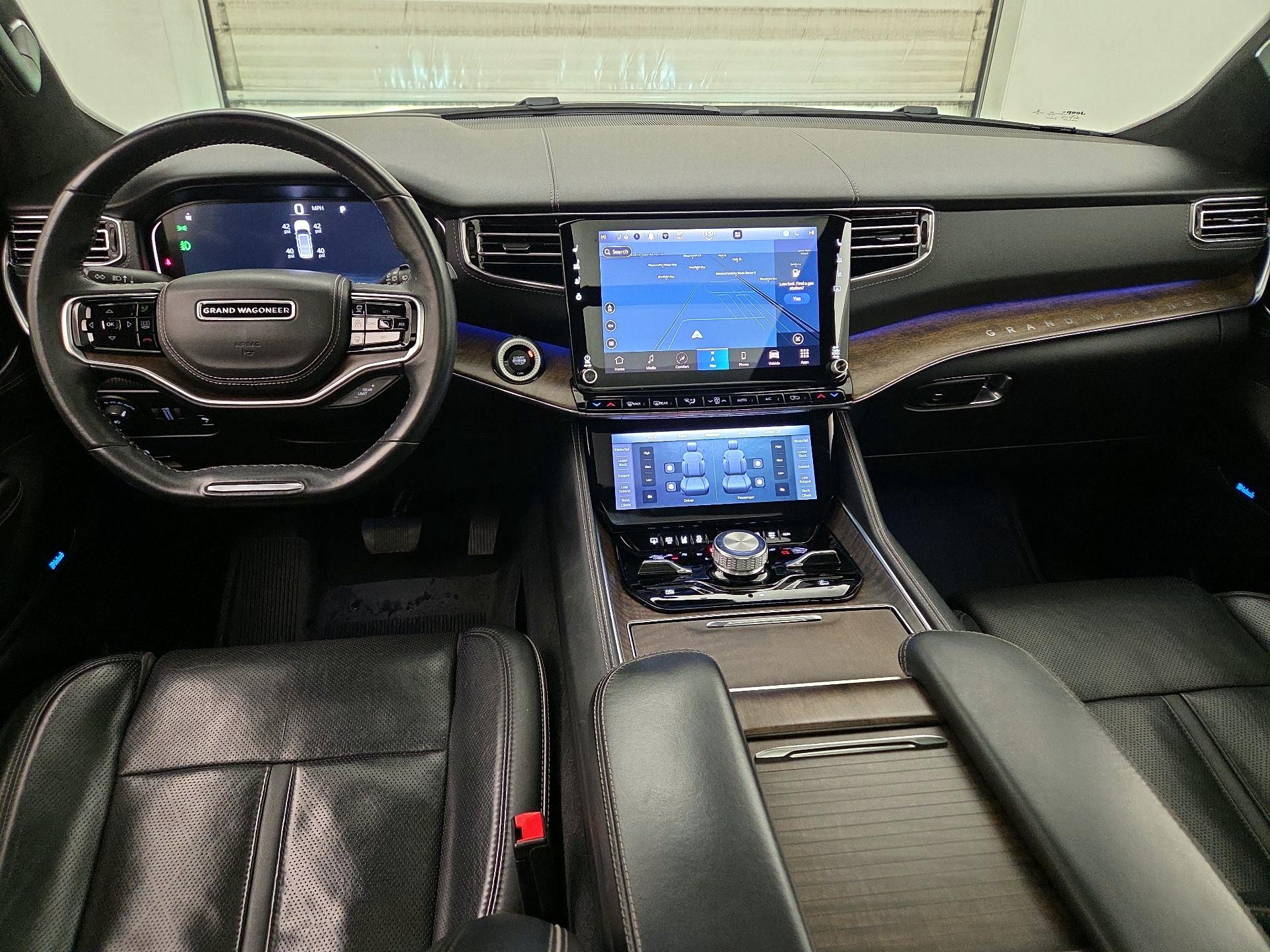 Thumbnail: 2022 Jeep Grand Wagoneer - 9