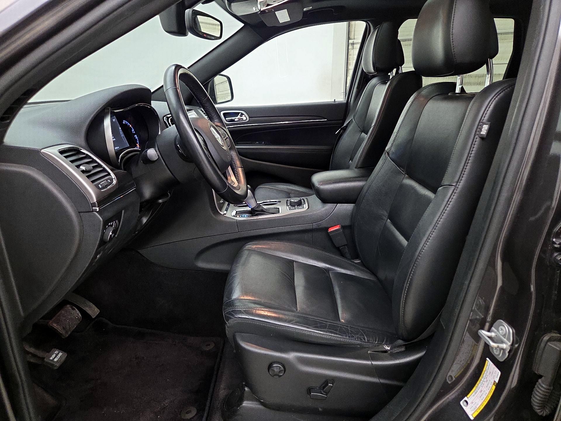 Thumbnail: 2019 Jeep Grand Cherokee - 11