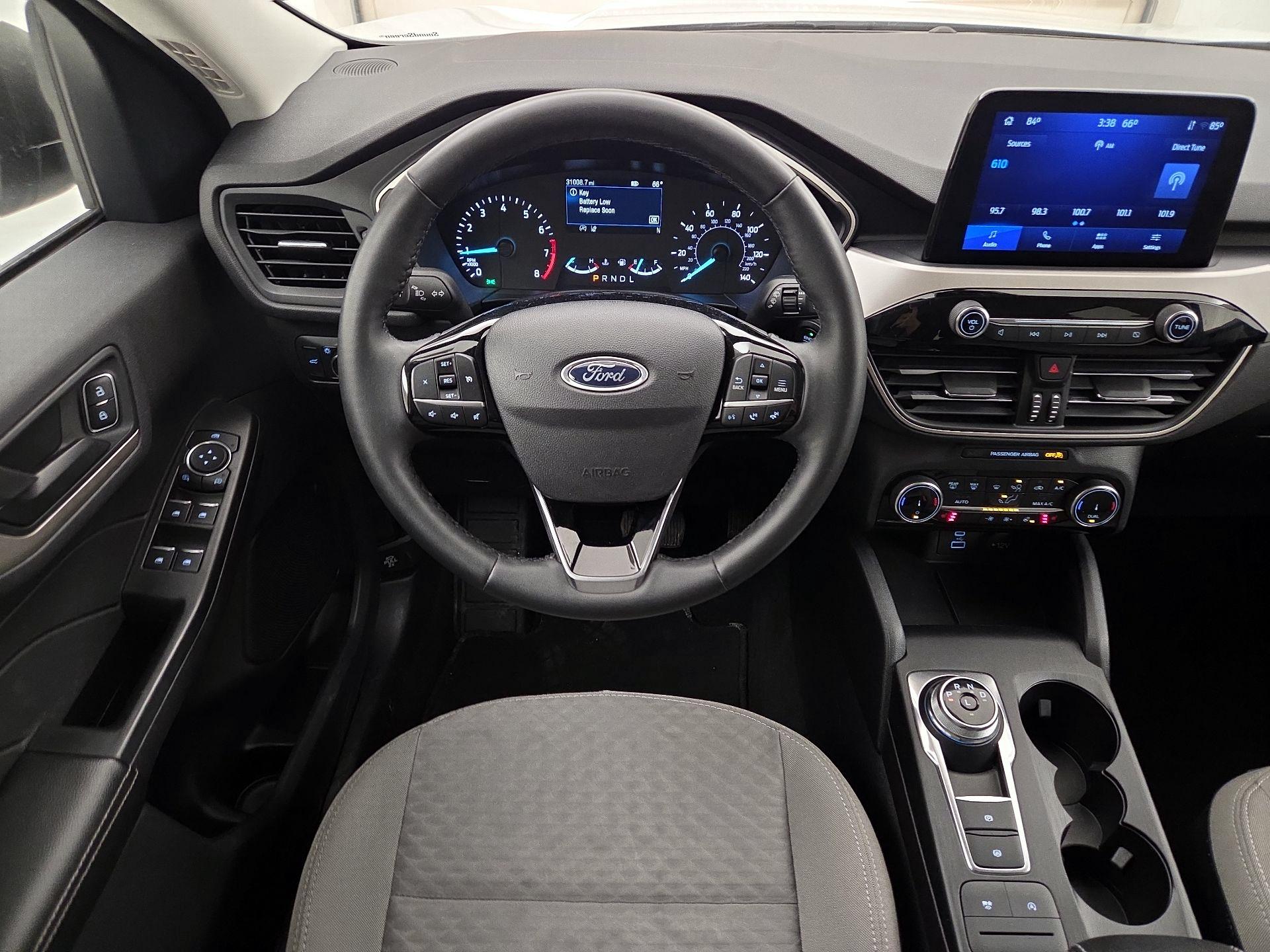 Thumbnail: 2022 Ford Escape - 10