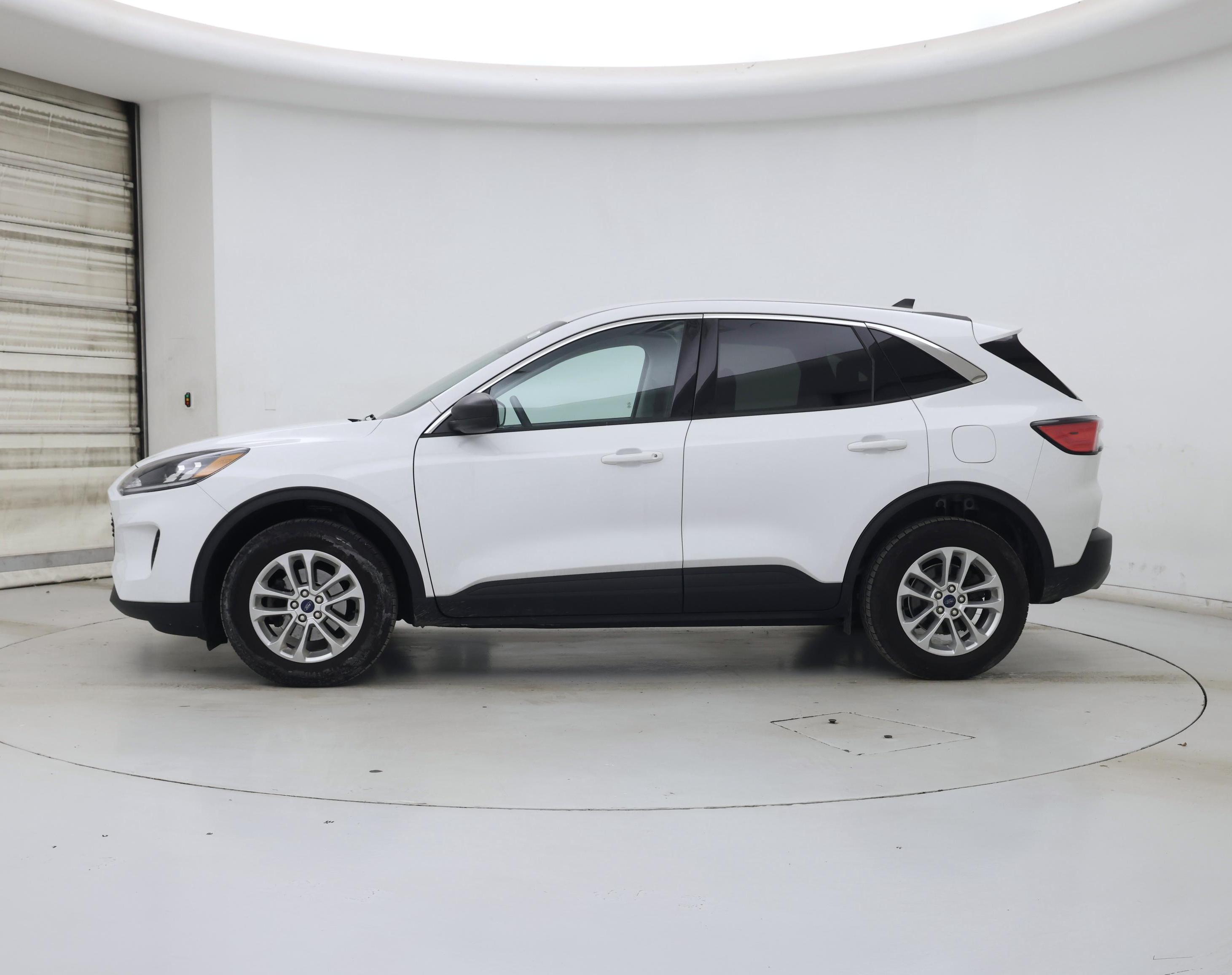 Thumbnail: 2022 Ford Escape - 3