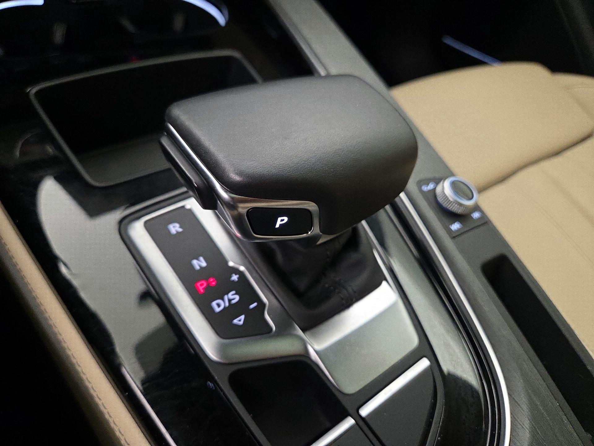 Thumbnail: 2021 Audi A4 - 18