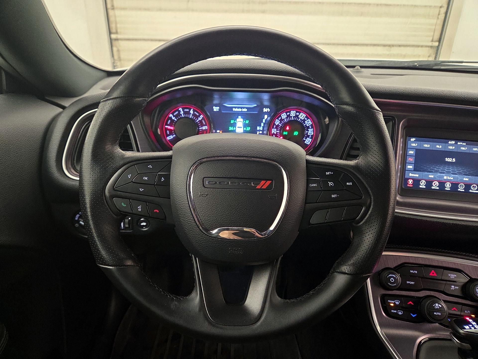 Thumbnail: 2018 Dodge Challenger - 10