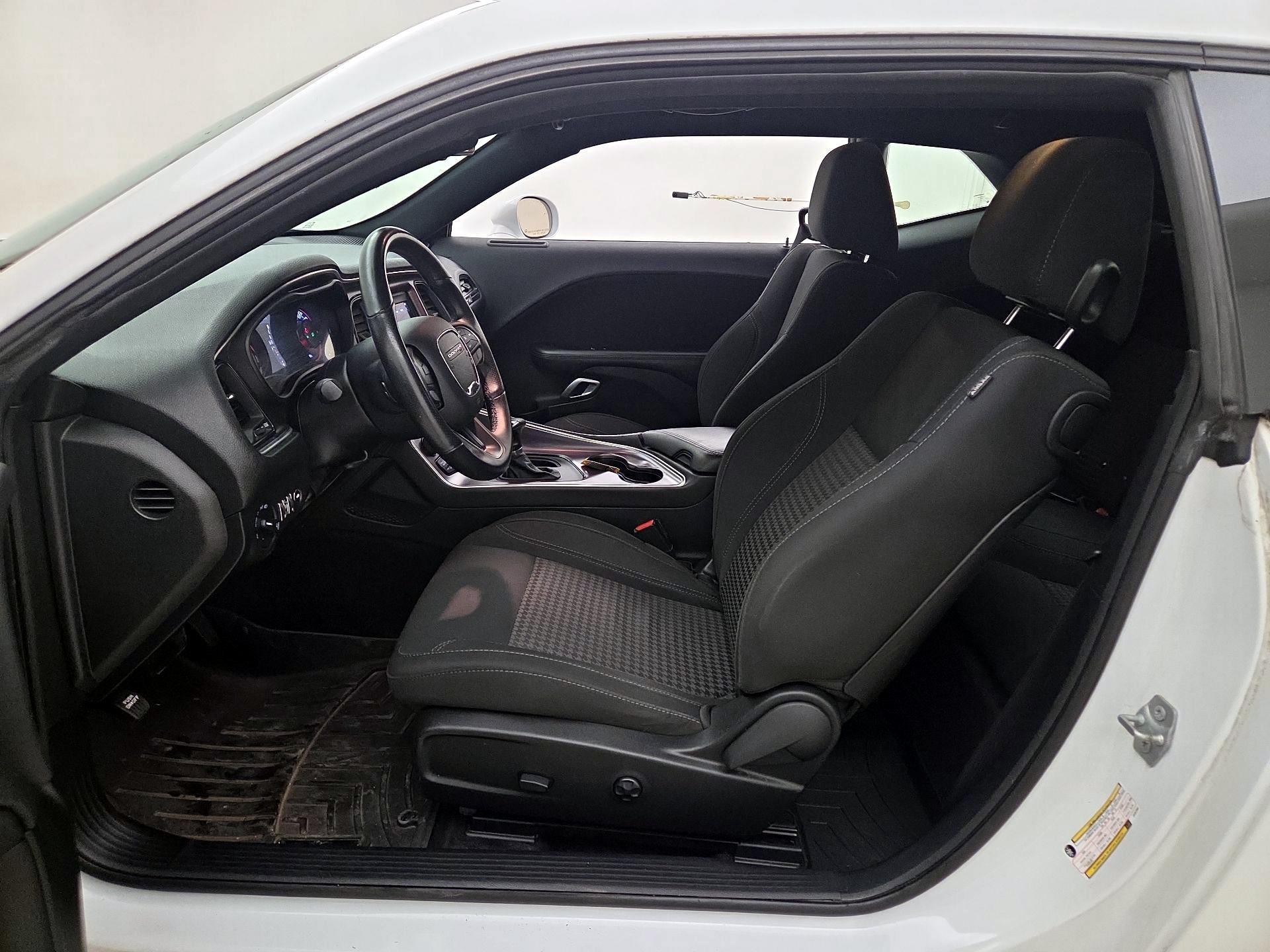 Thumbnail: 2018 Dodge Challenger - 11