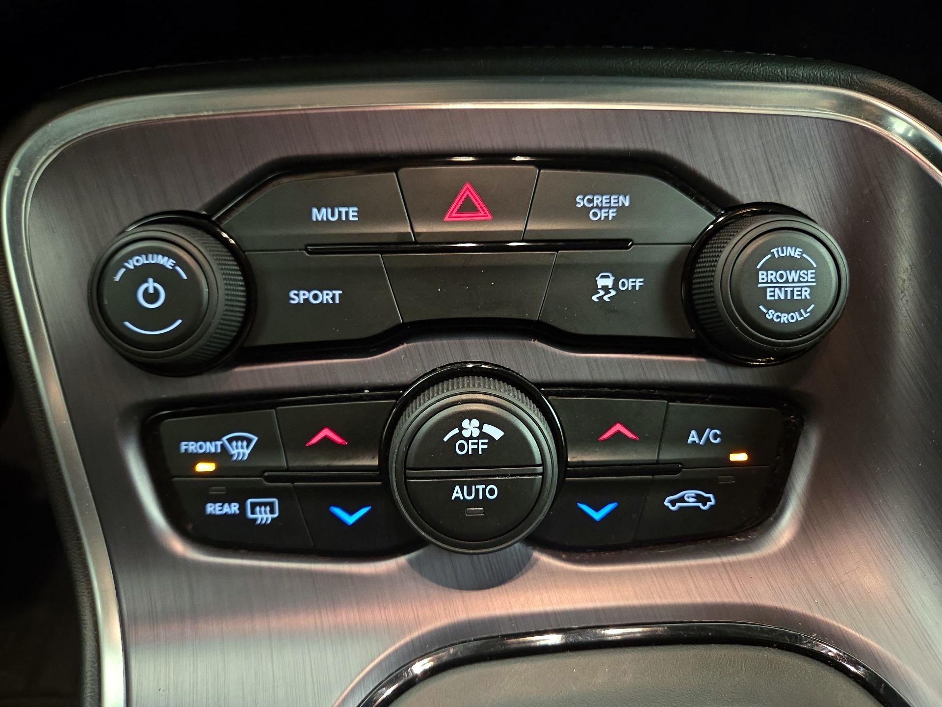 Thumbnail: 2018 Dodge Challenger - 16