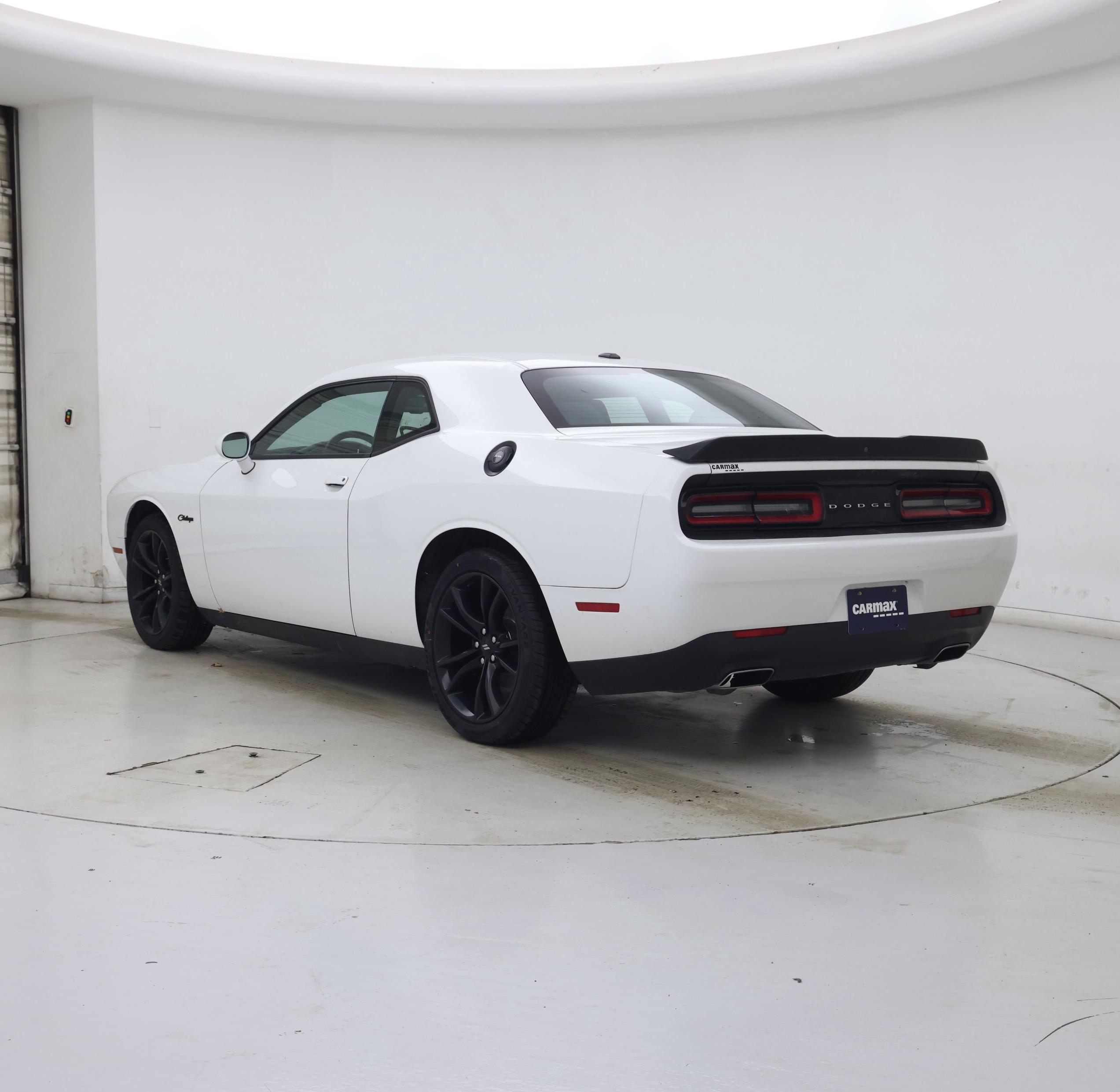 Thumbnail: 2018 Dodge Challenger - 2