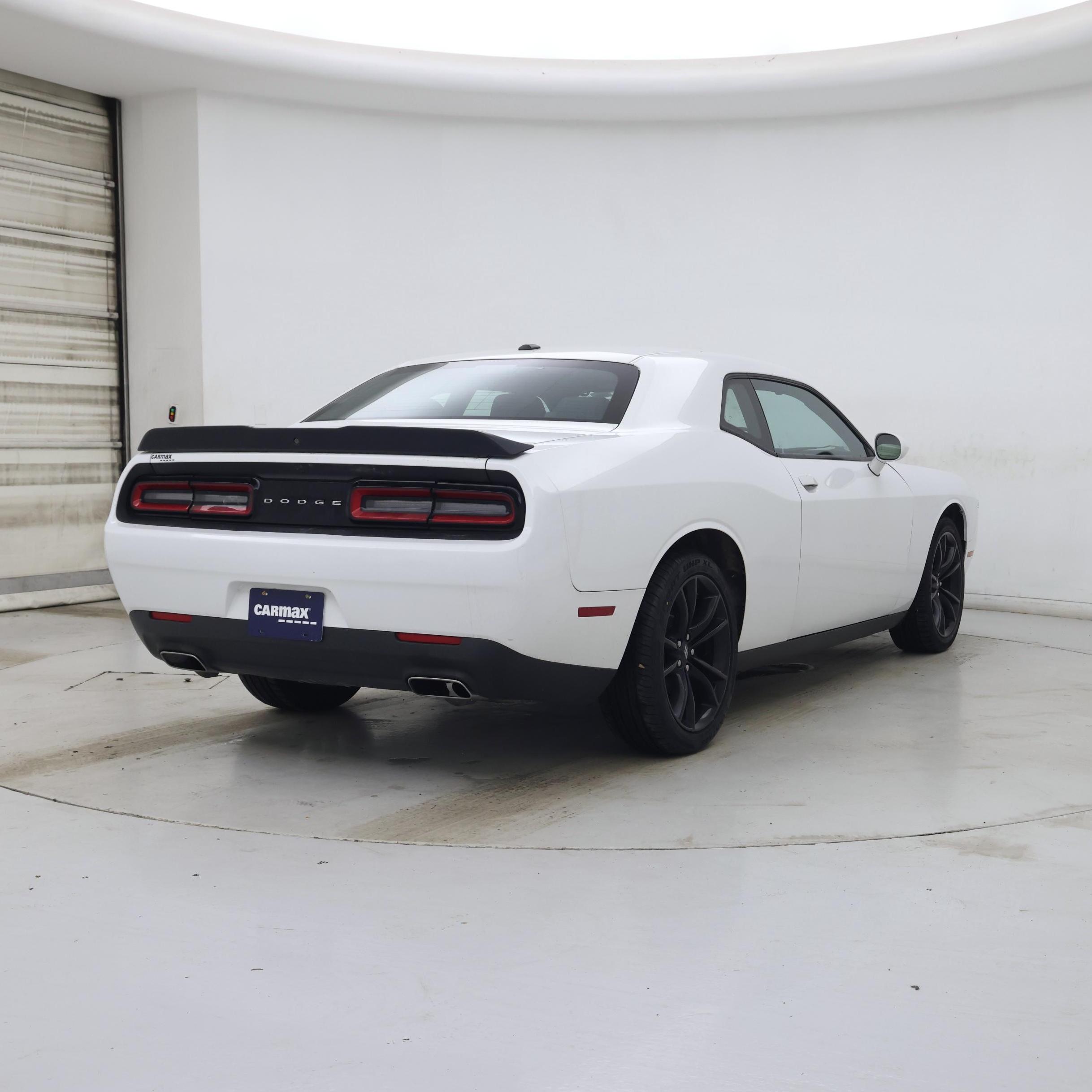 Thumbnail: 2018 Dodge Challenger - 8