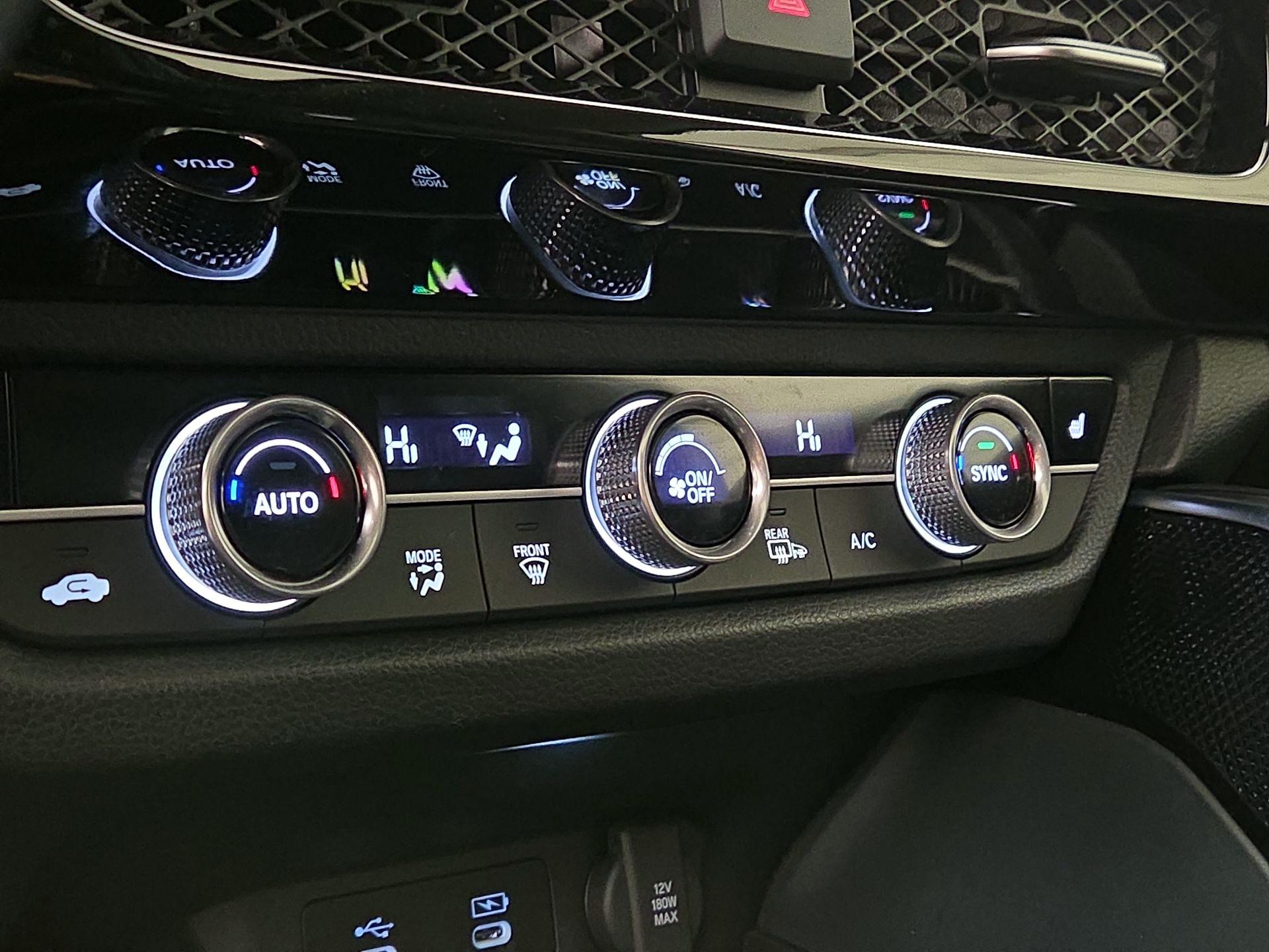 Thumbnail: 2025 Acura ADX - 16