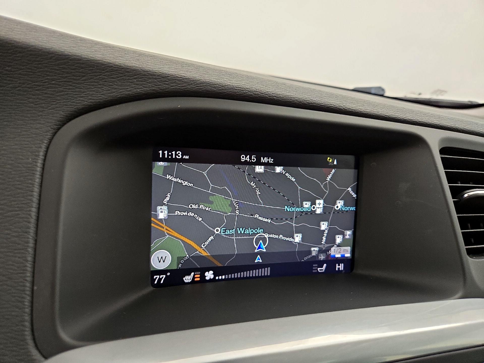 Thumbnail: 2017 Volvo V60 - 14