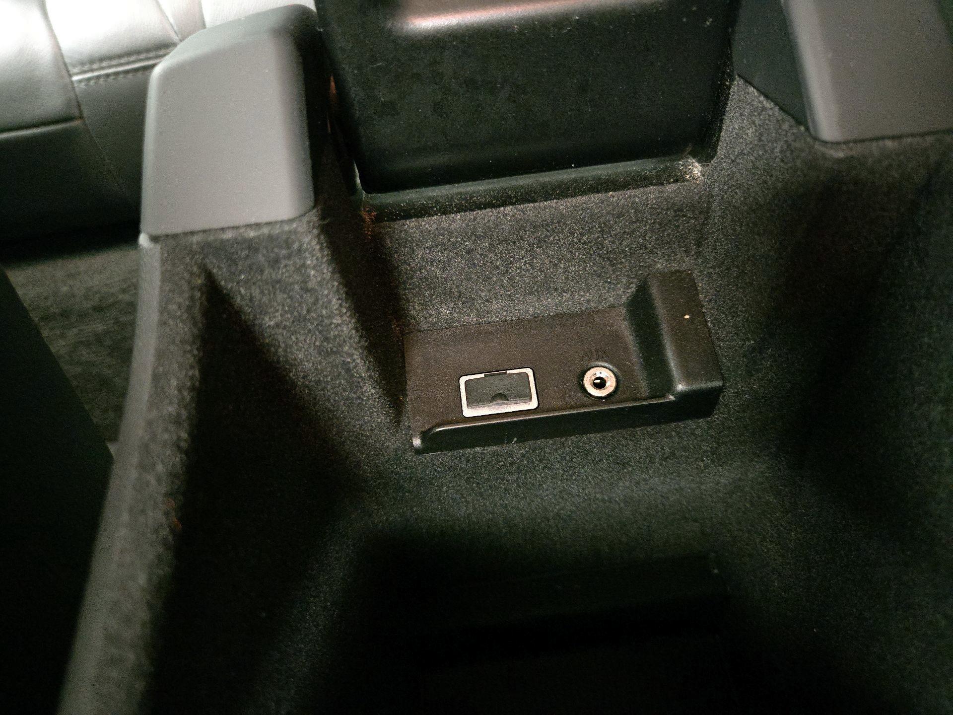 Thumbnail: 2017 Volvo V60 - 19