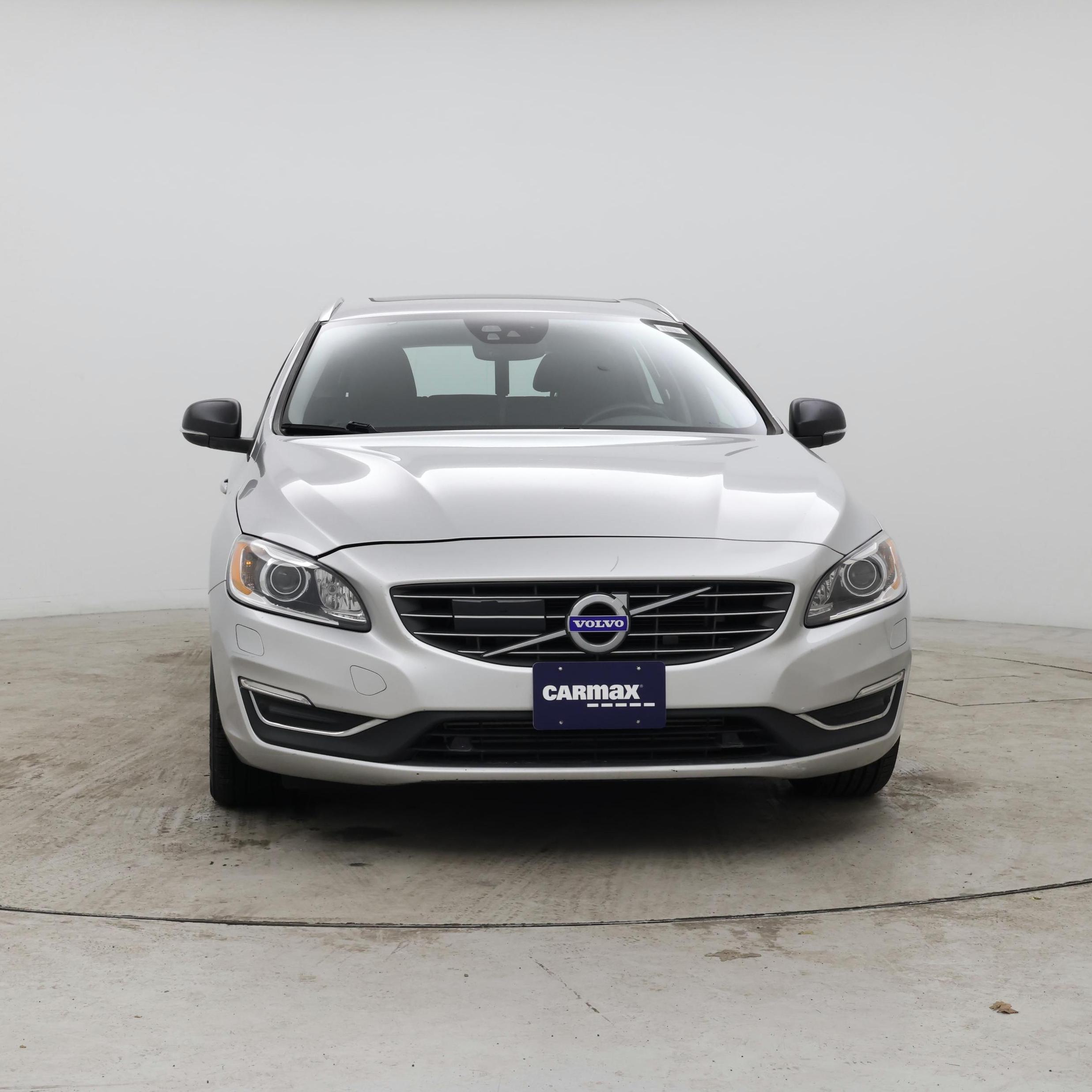 Thumbnail: 2017 Volvo V60 - 5