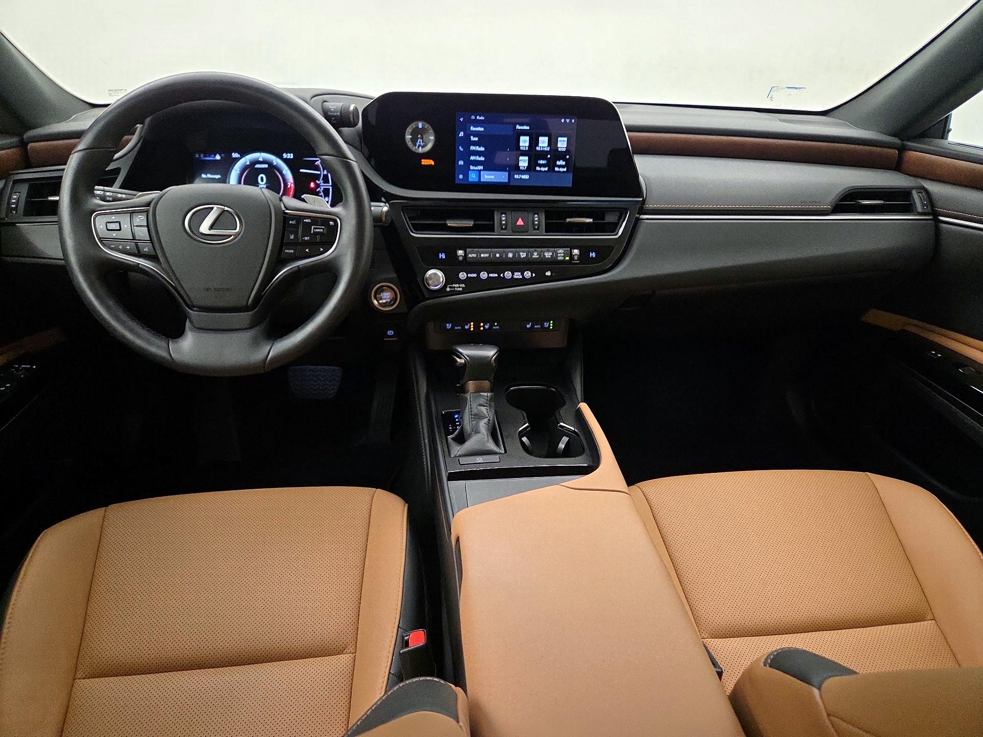 Thumbnail: 2024 Lexus ES - 9