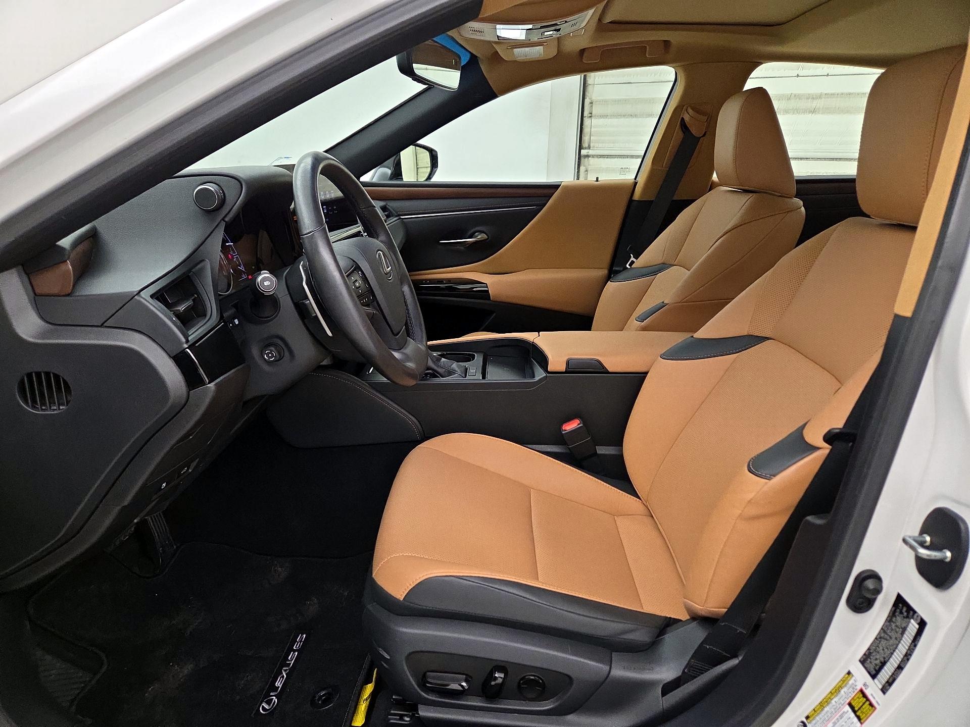 Thumbnail: 2024 Lexus ES - 11