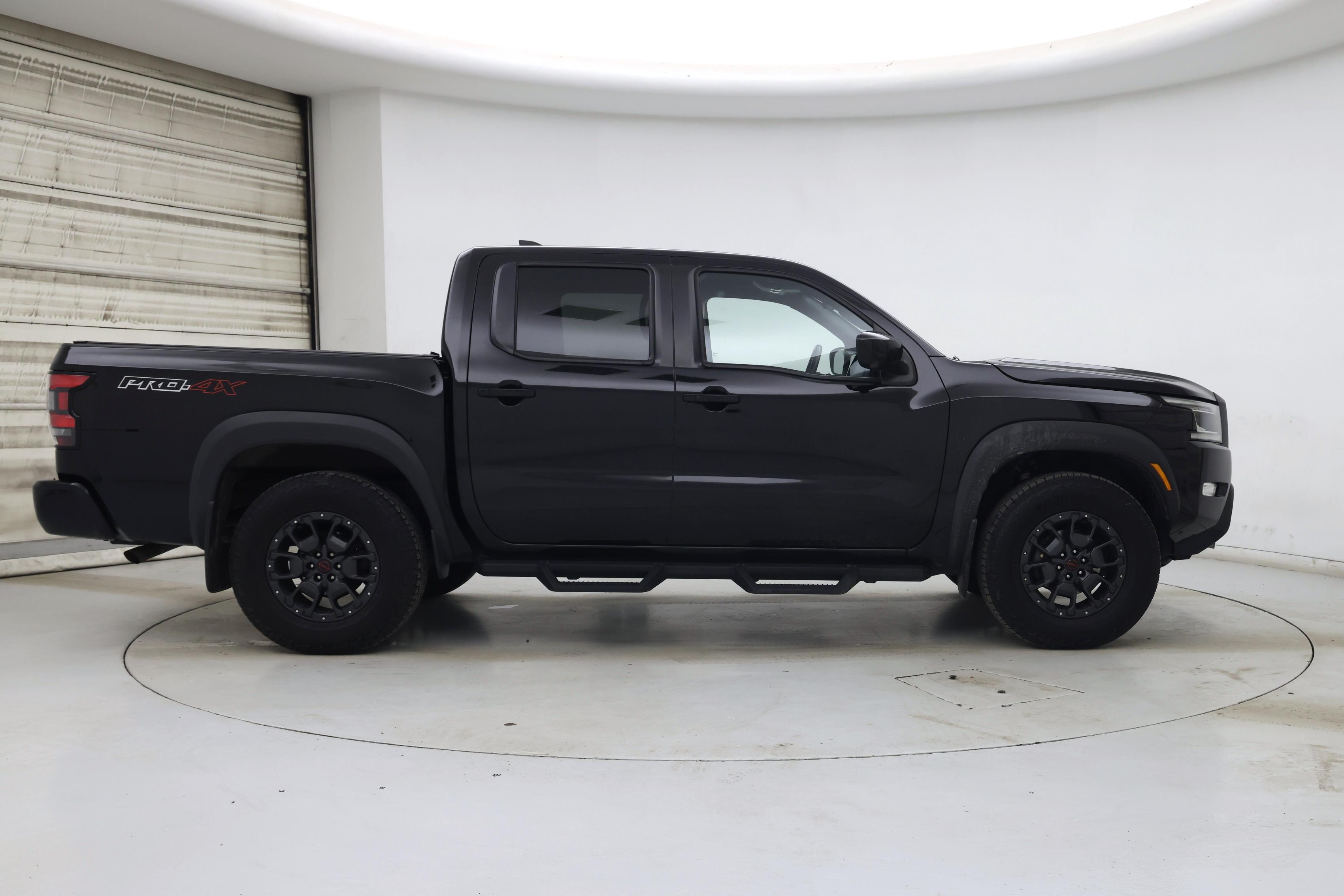 Thumbnail: 2023 Nissan Frontier - 7