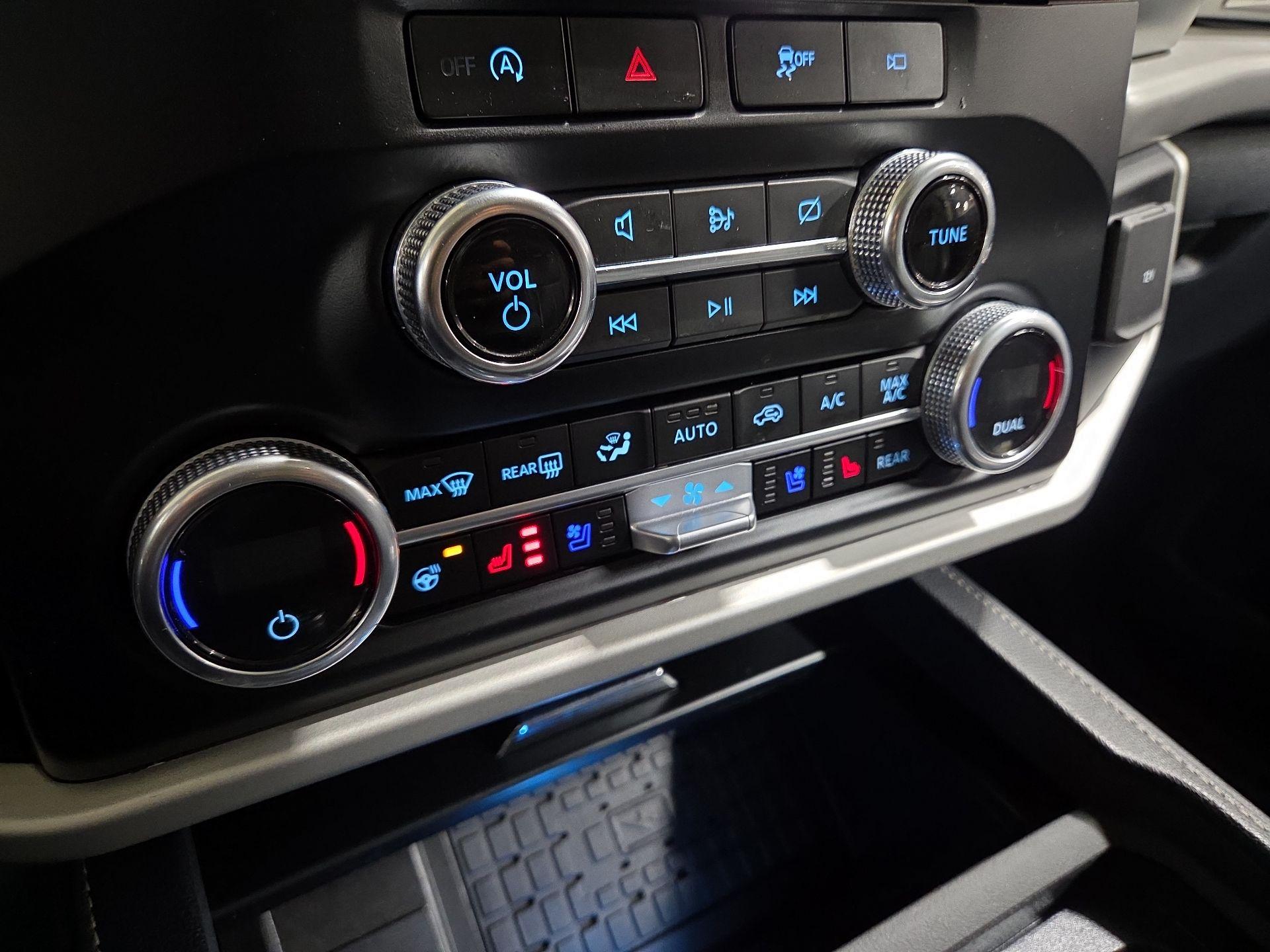 Thumbnail: 2023 Ford Expedition MAX - 17