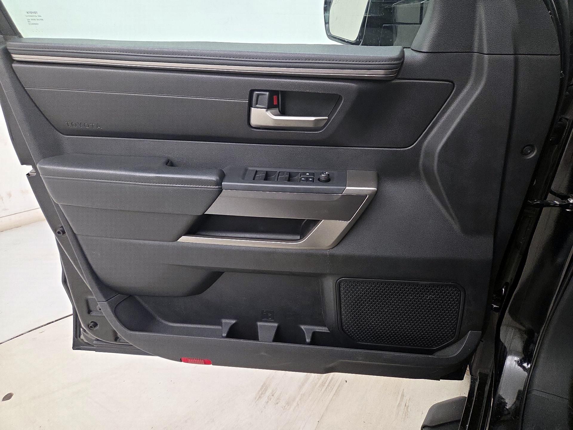 Thumbnail: 2022 Toyota Tundra - 12