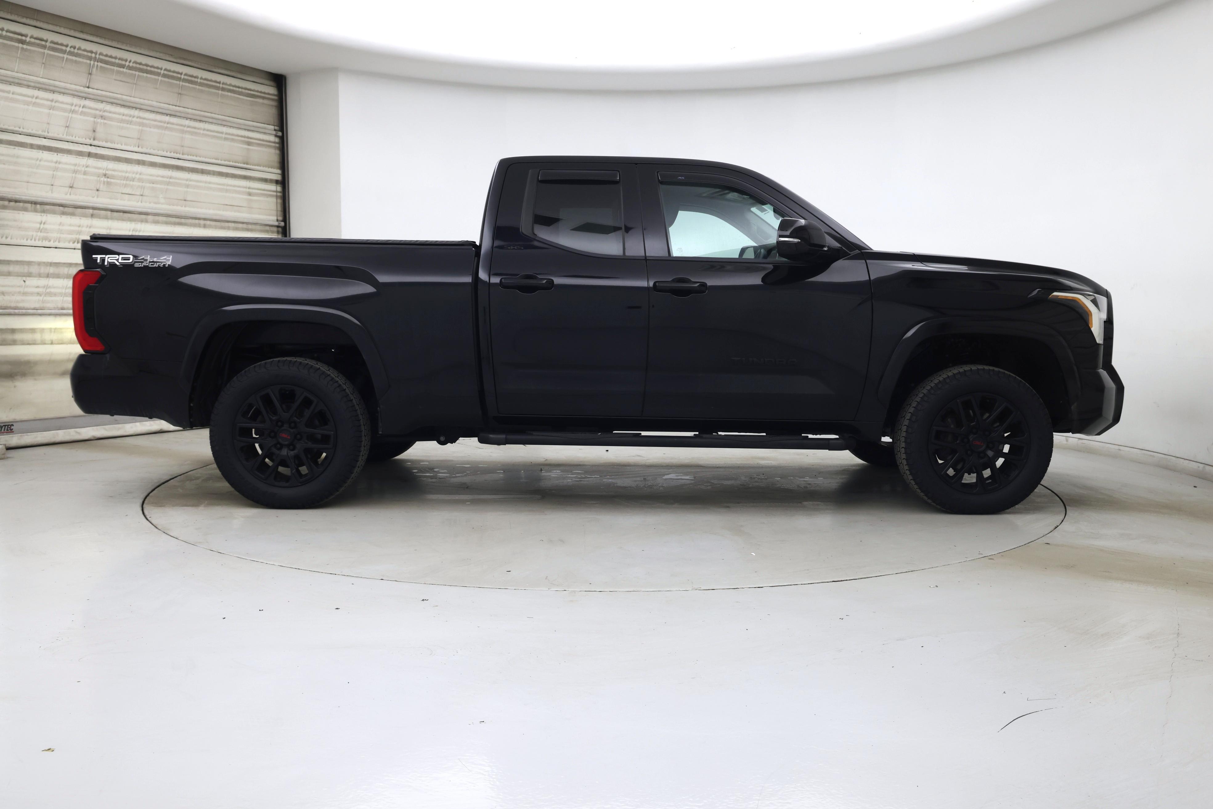 Thumbnail: 2022 Toyota Tundra - 7