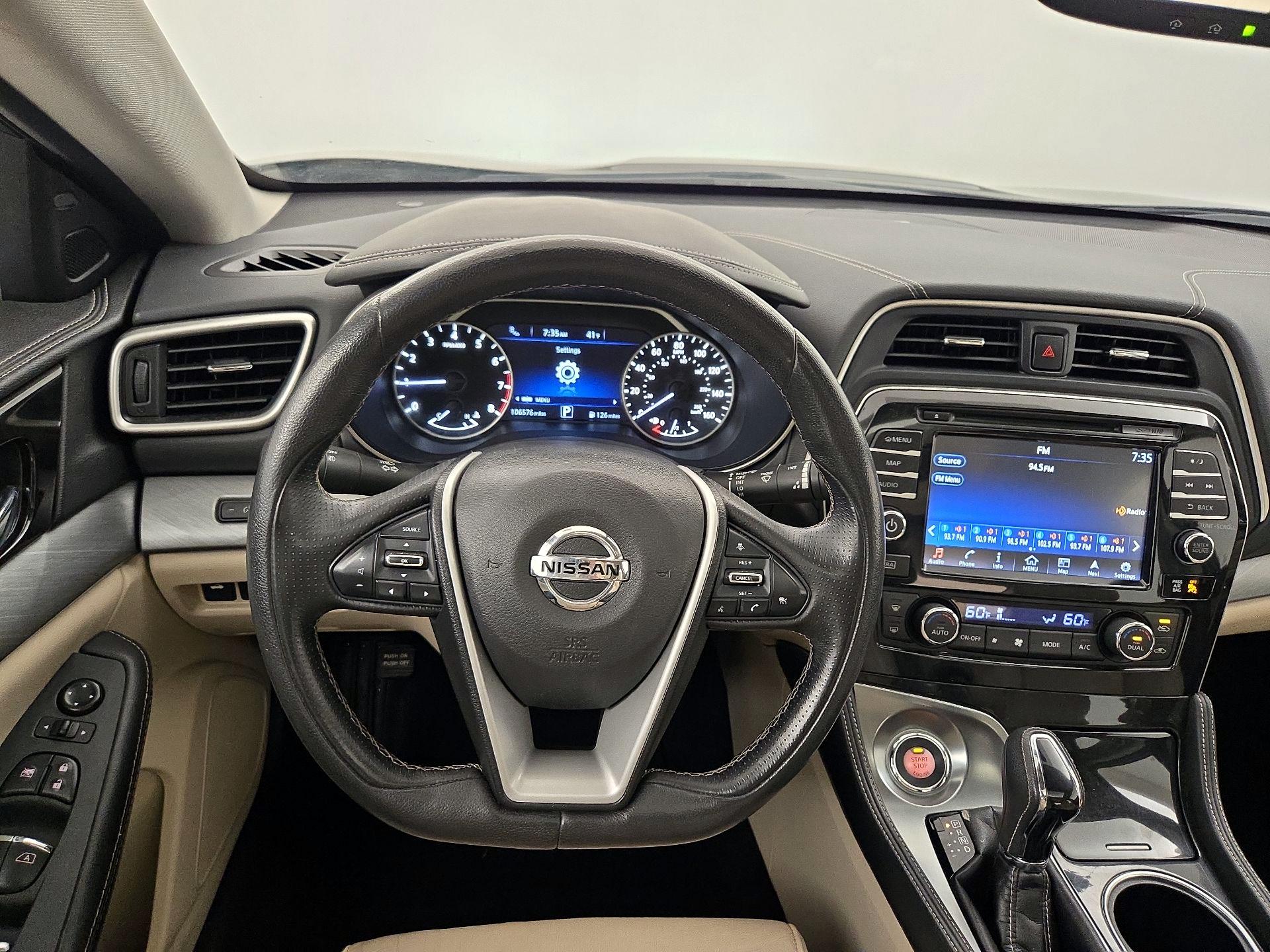 Thumbnail: 2016 Nissan Maxima - 10