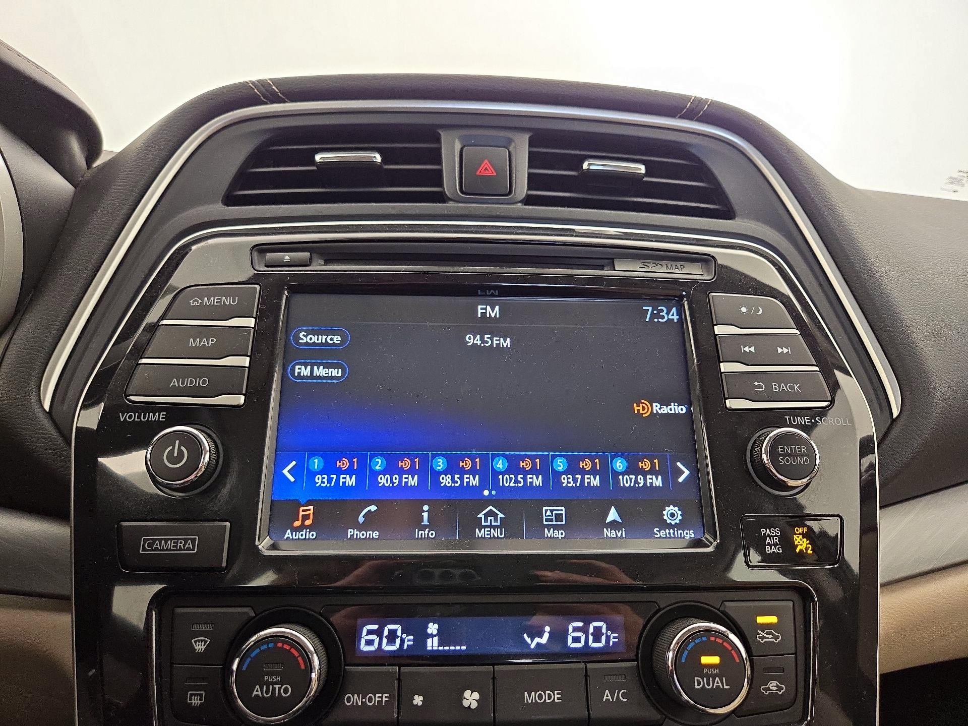 Thumbnail: 2016 Nissan Maxima - 16