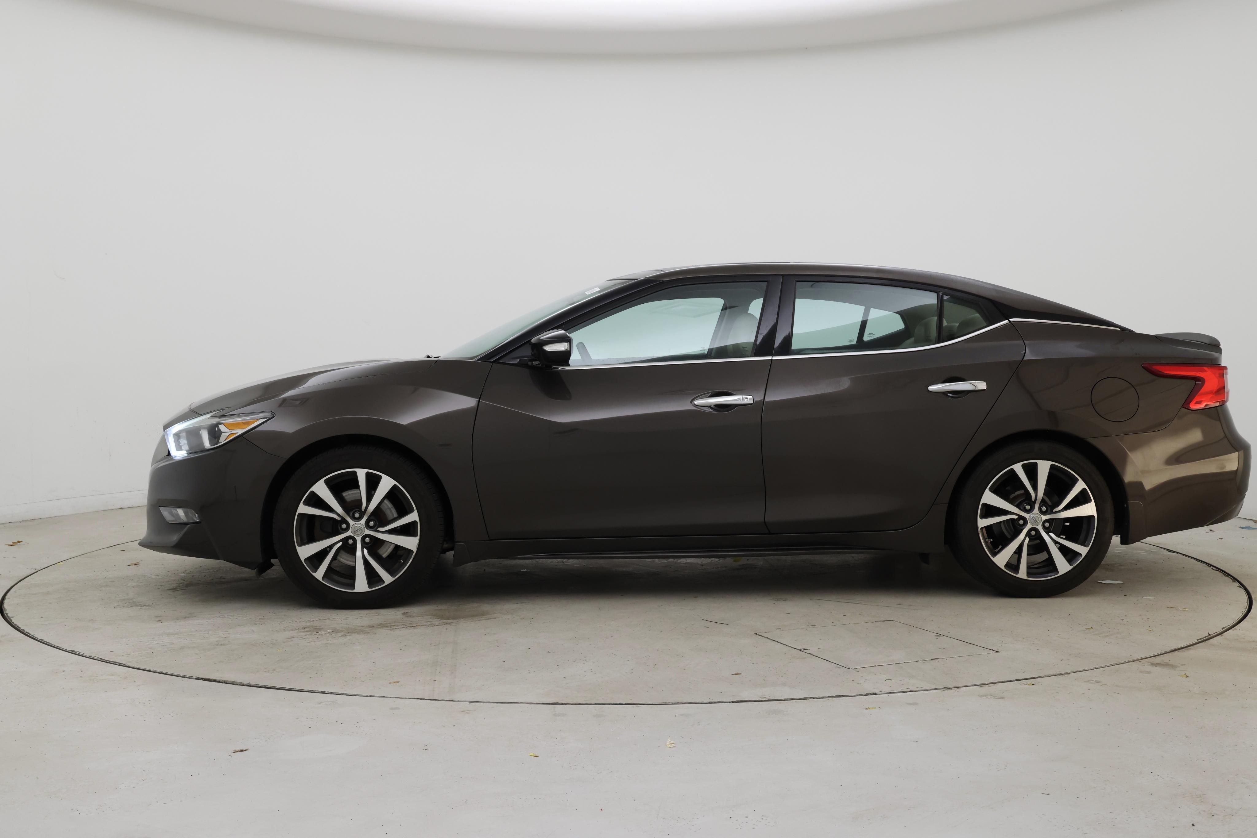 Thumbnail: 2016 Nissan Maxima - 3