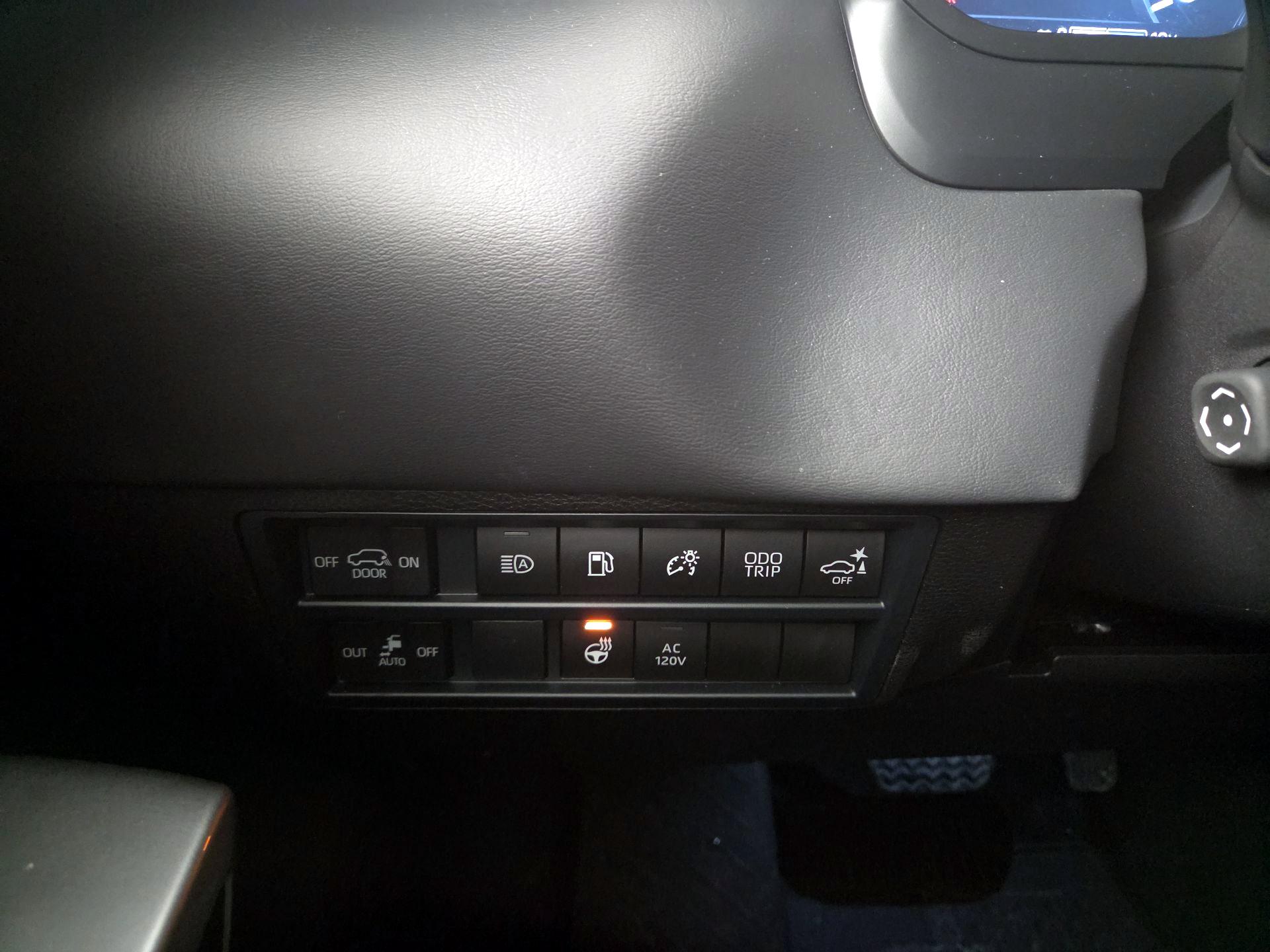 Thumbnail: 2025 Toyota Sequoia - 13