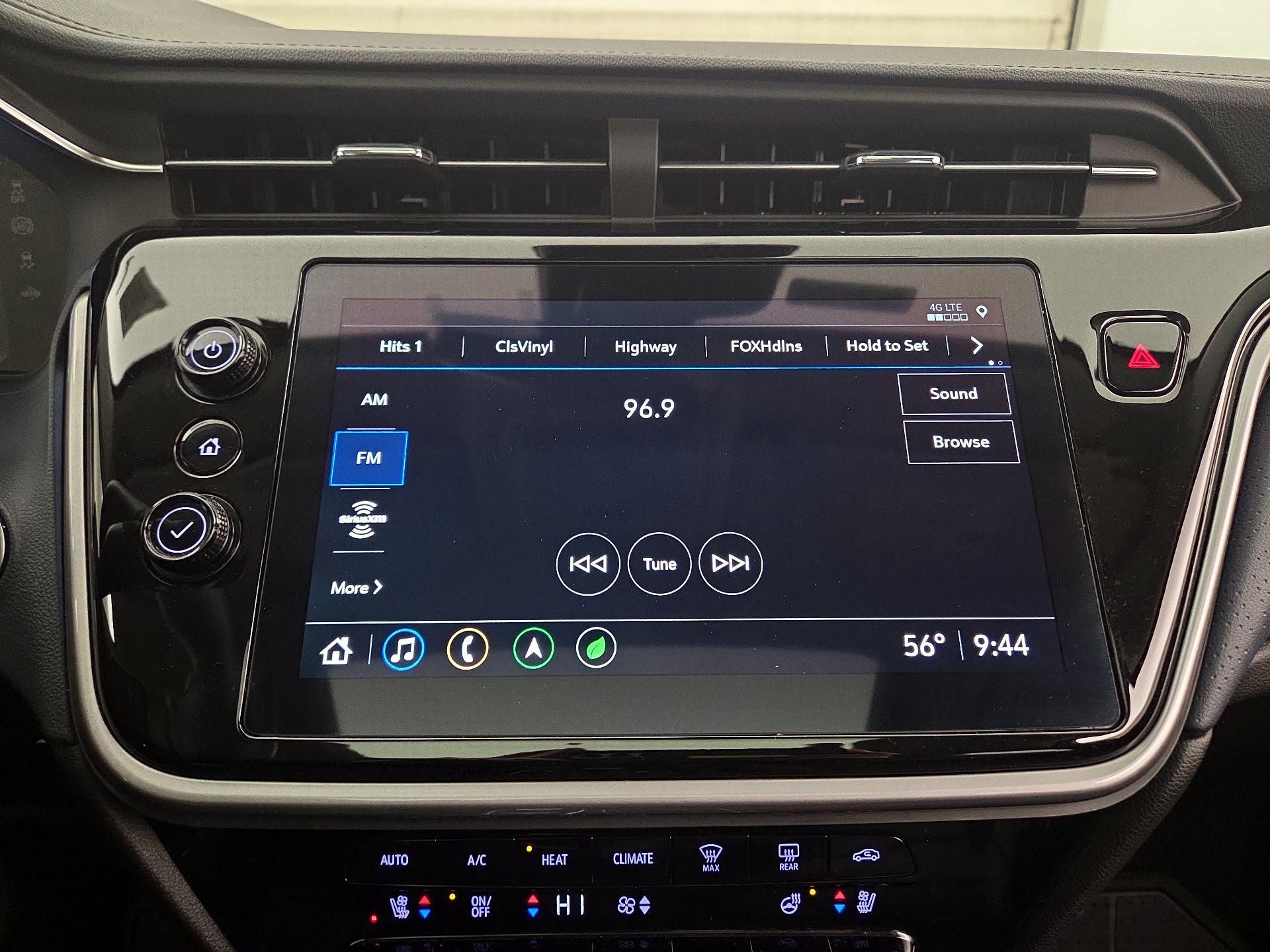 Thumbnail: 2023 Chevrolet Bolt EUV - 16