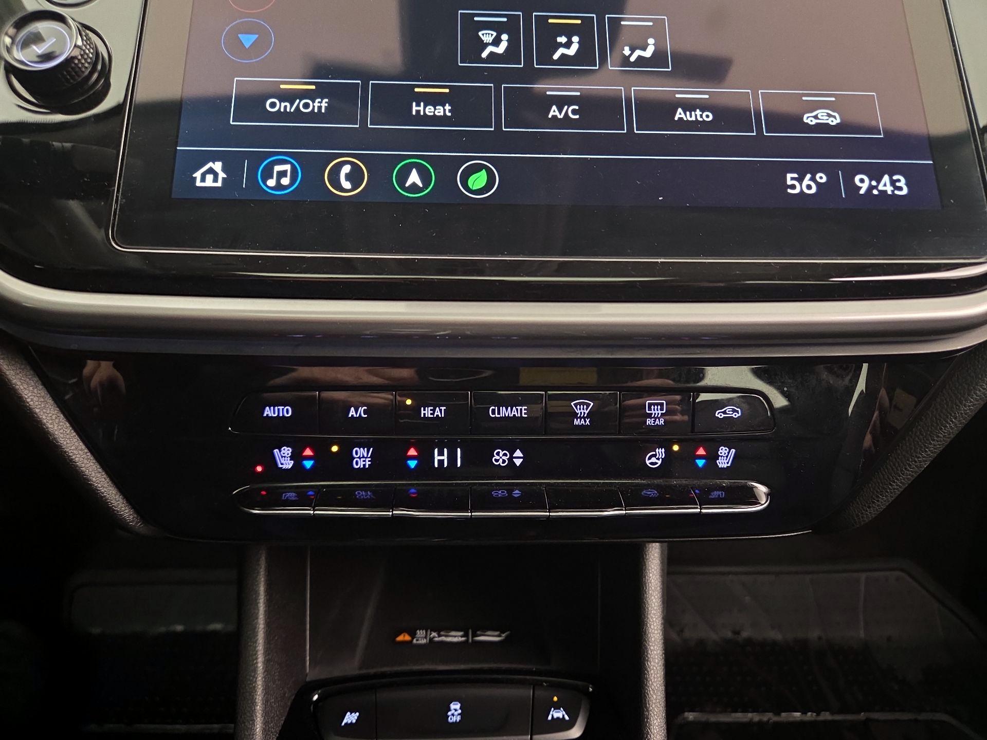 Thumbnail: 2023 Chevrolet Bolt EUV - 17