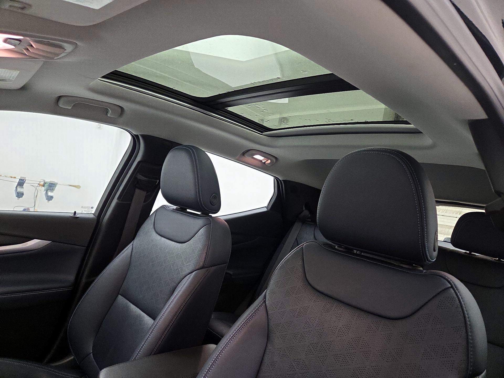 Thumbnail: 2023 Chevrolet Bolt EUV - 20