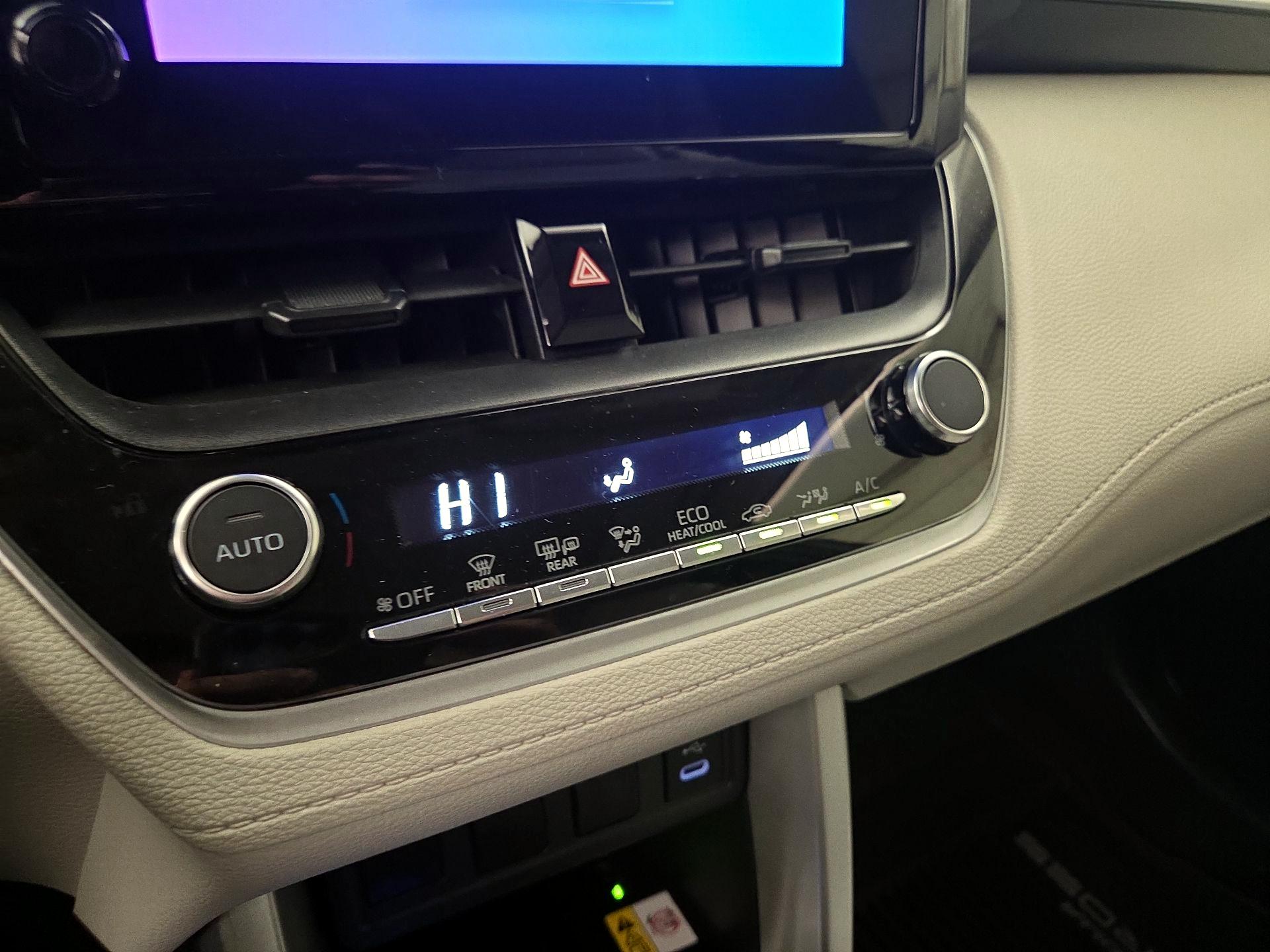 Thumbnail: 2023 Toyota Corolla Cross - 16