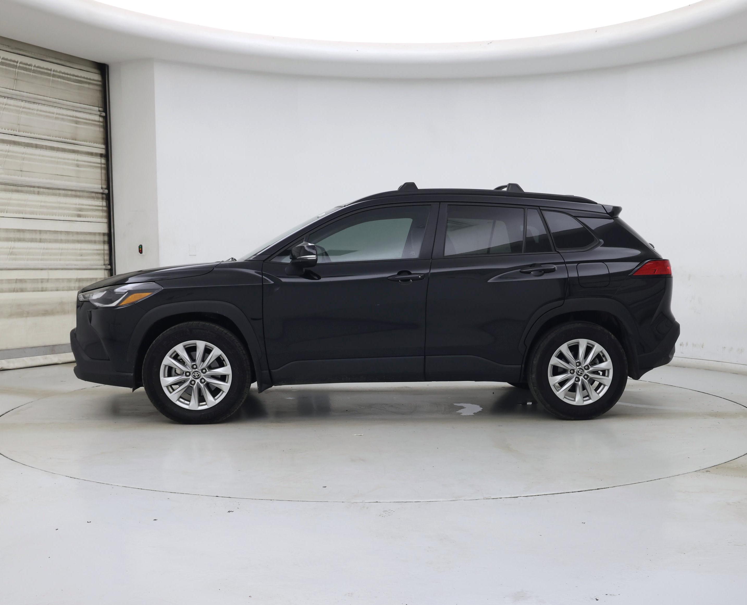 Thumbnail: 2023 Toyota Corolla Cross - 3