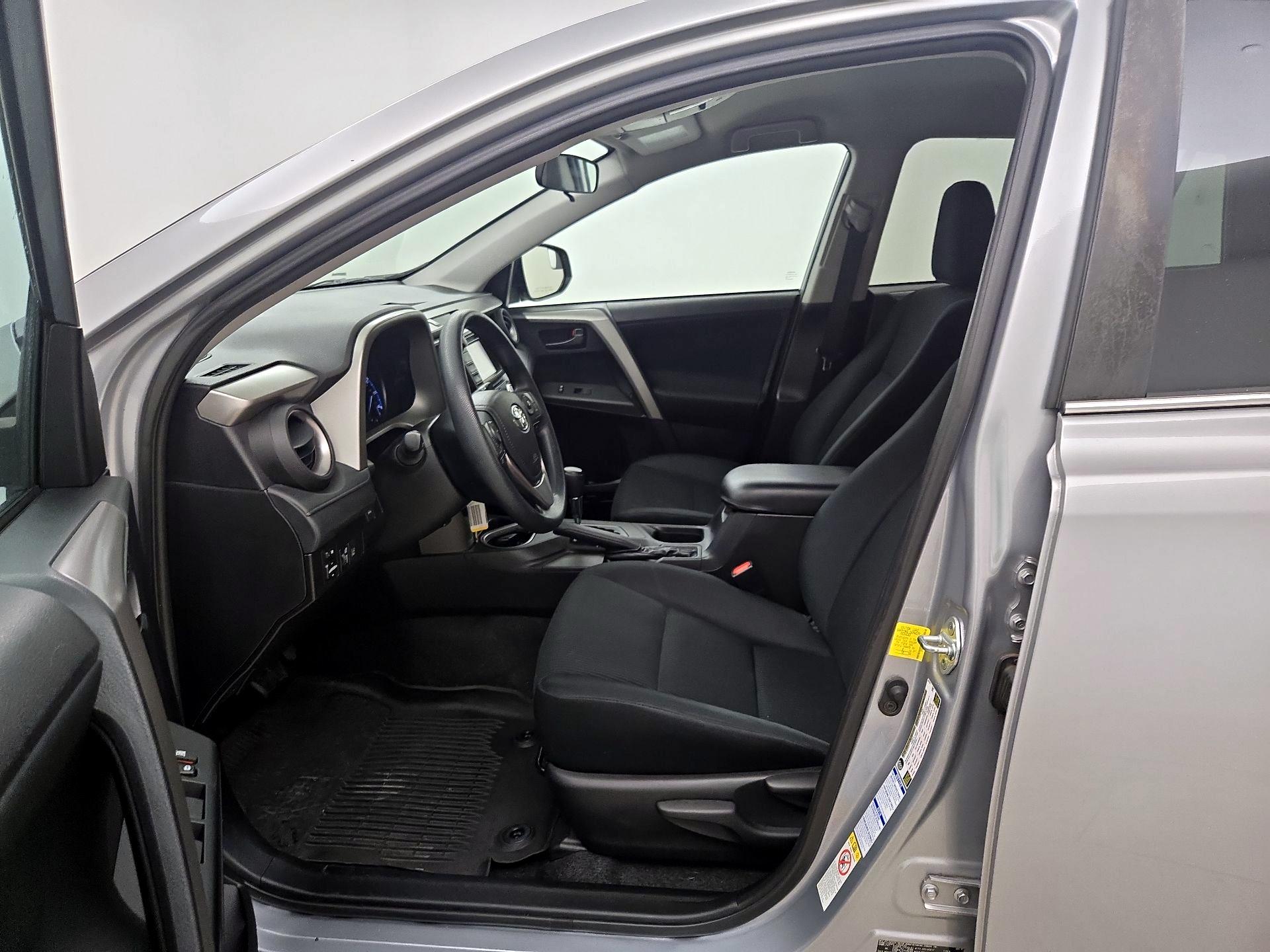 Thumbnail: 2017 Toyota RAV4 - 11